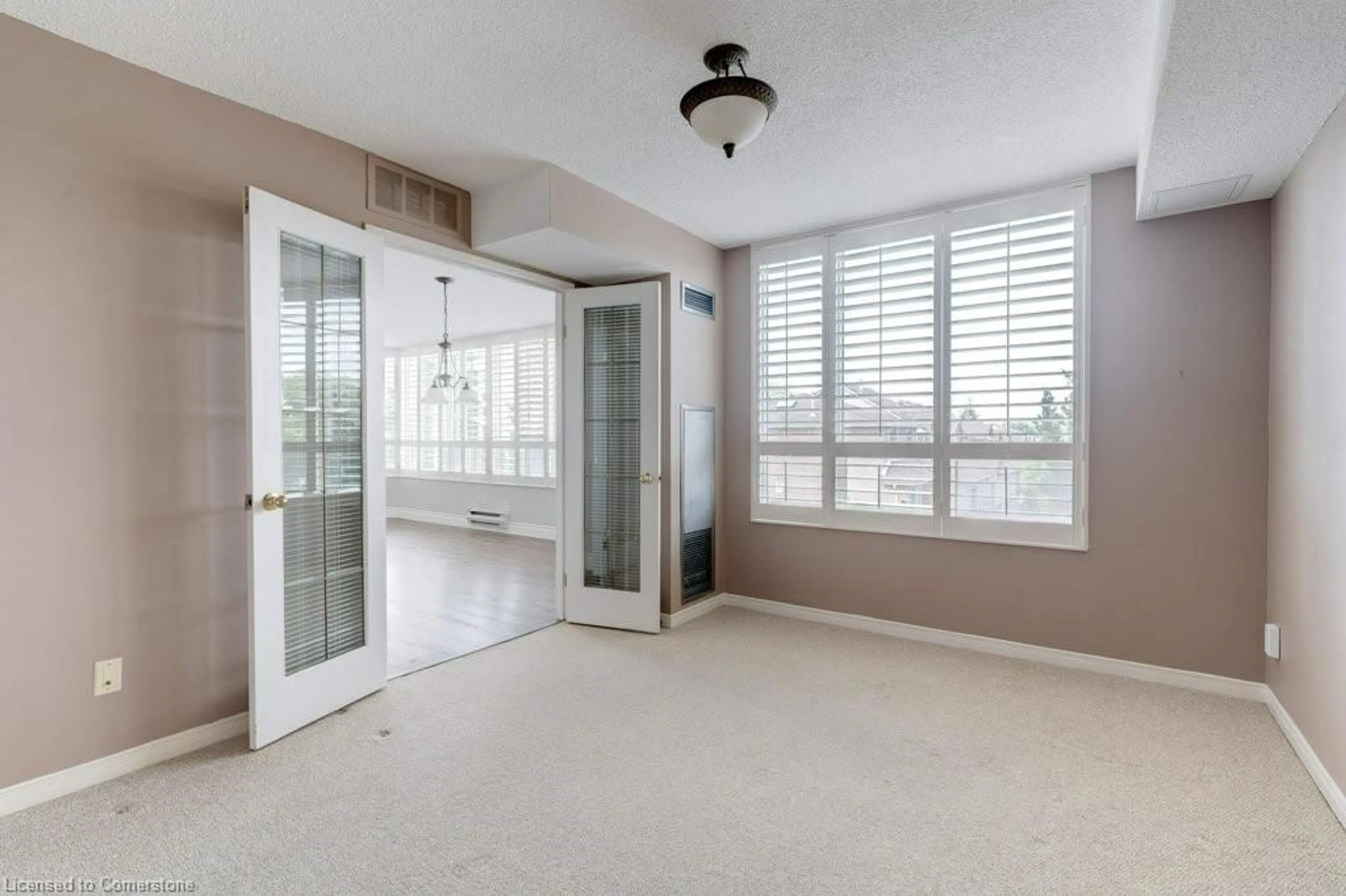 A pic of a room for 495 Highway 8 #205, Stoney Creek Ontario L8G 5E1