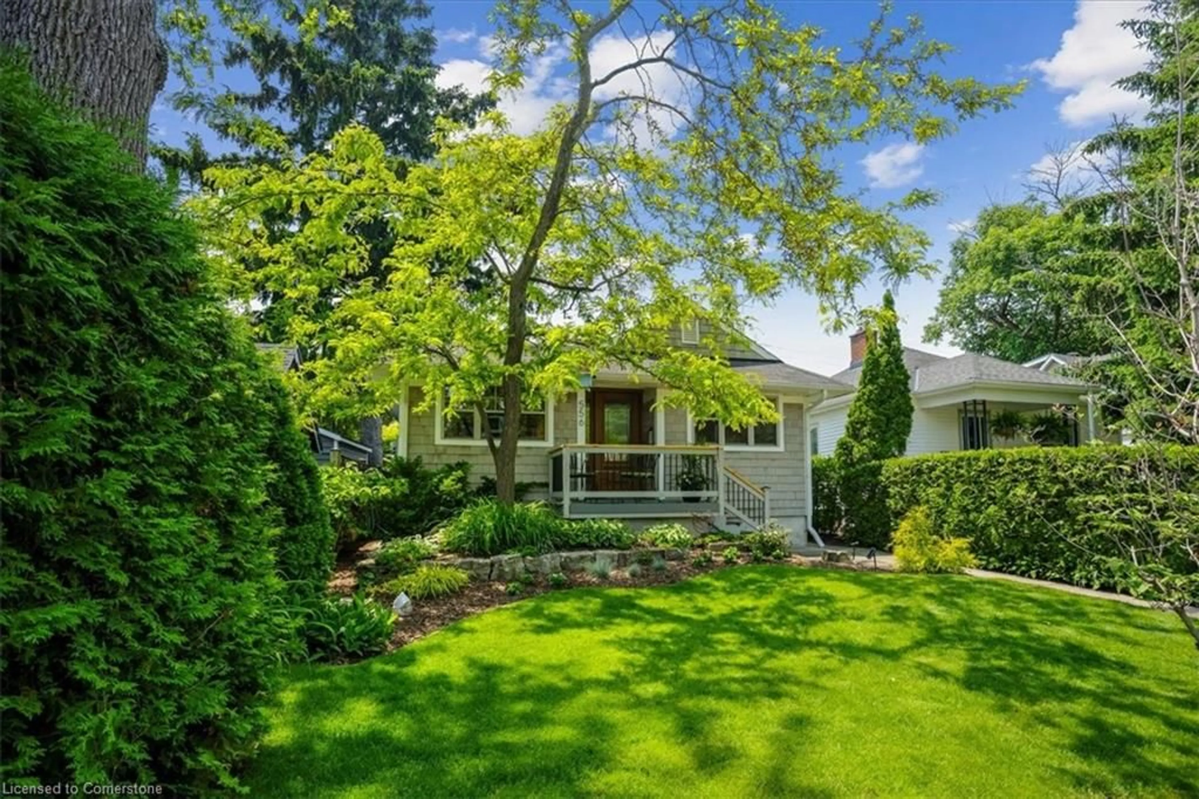Unknown for 556 Hager Ave, Burlington Ontario L7S 1P5
