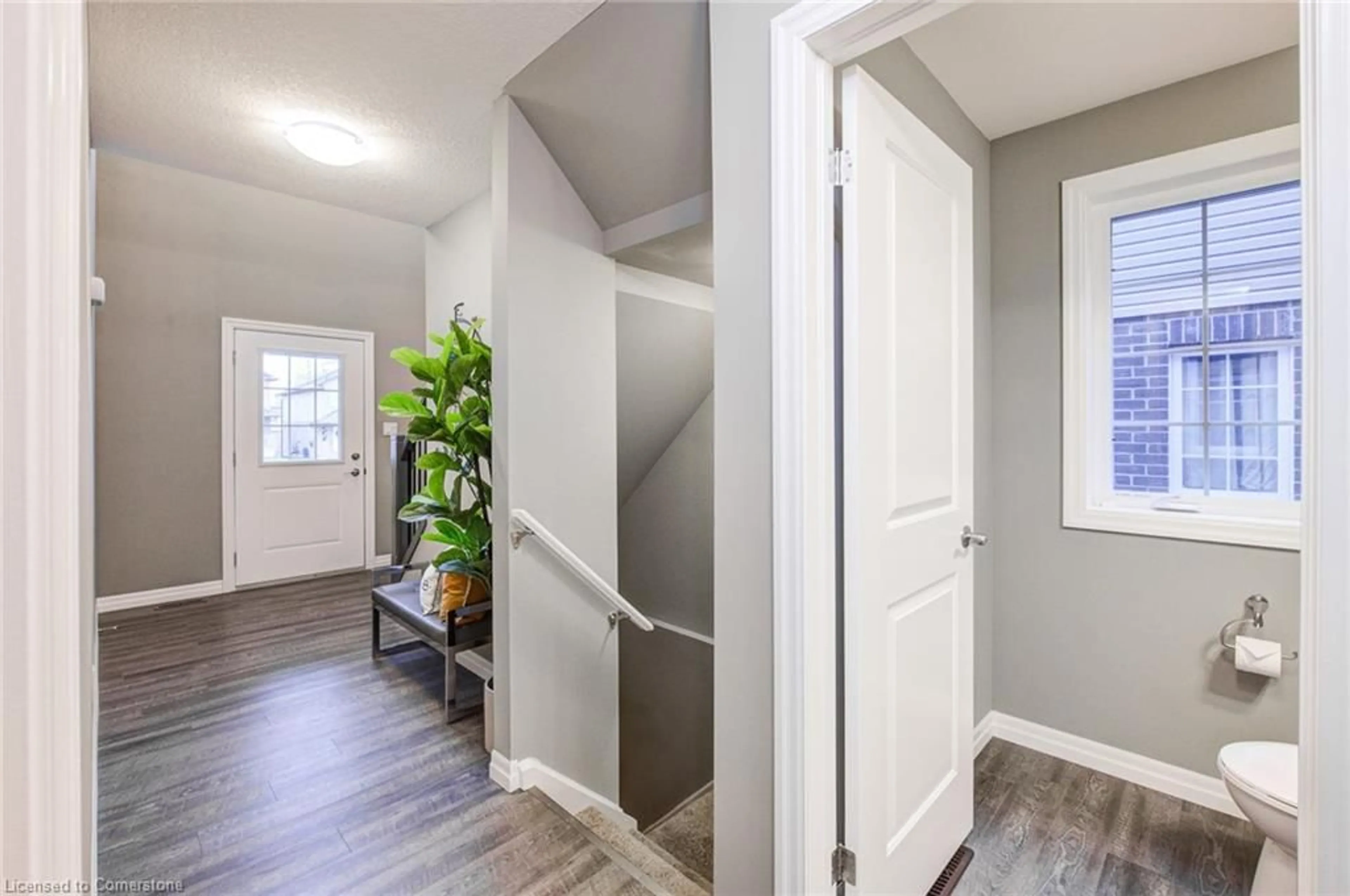 Indoor entryway for 343 Huron St #2, Woodstock Ontario N4S 7A5