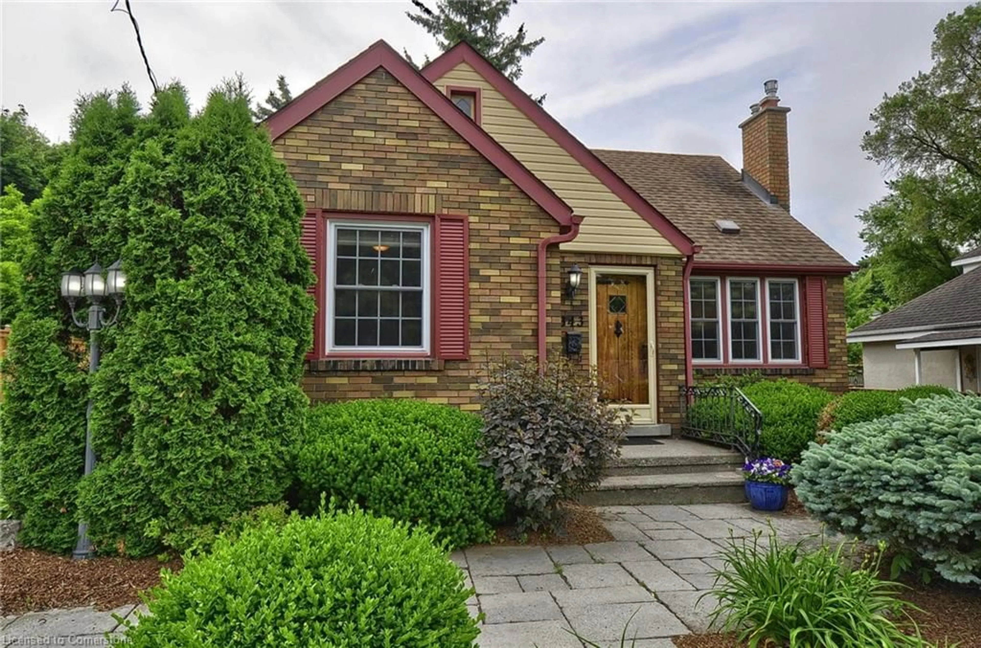Home with brick exterior material, street for 343 Argyle St, Cambridge Ontario N3H 1R2
