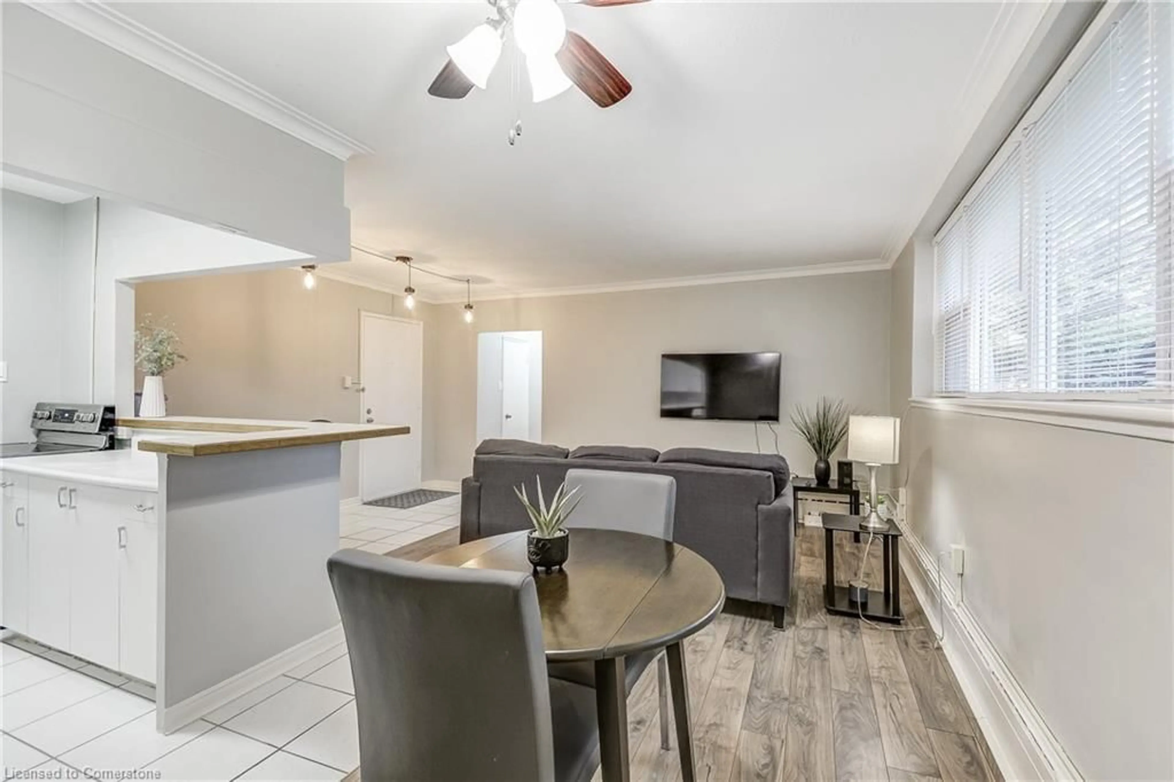 Unknown for 2052 Courtland Dr #104, Burlington Ontario L7R 1R8