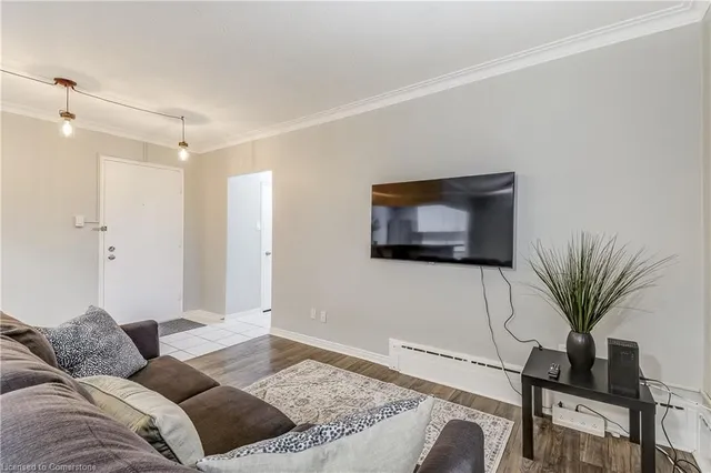 Additional property image - 2052 Courtland Dr Unit 104