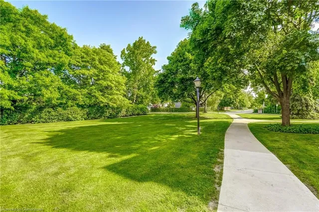 Additional property image - 2052 Courtland Dr Unit 104