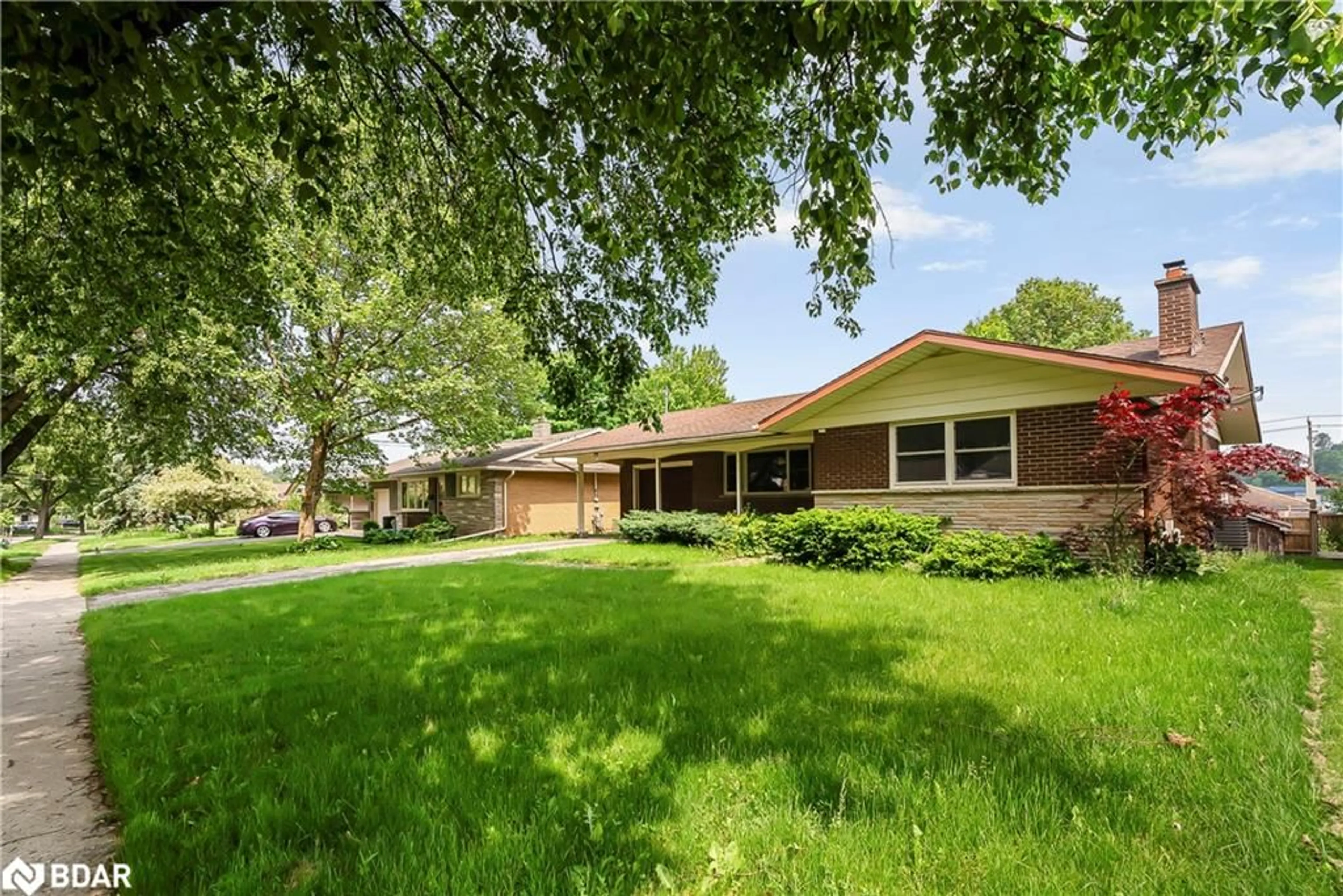 Home with brick exterior material, street for 95 Ripplewood Cres, Kitchener Ontario N2M 4R9