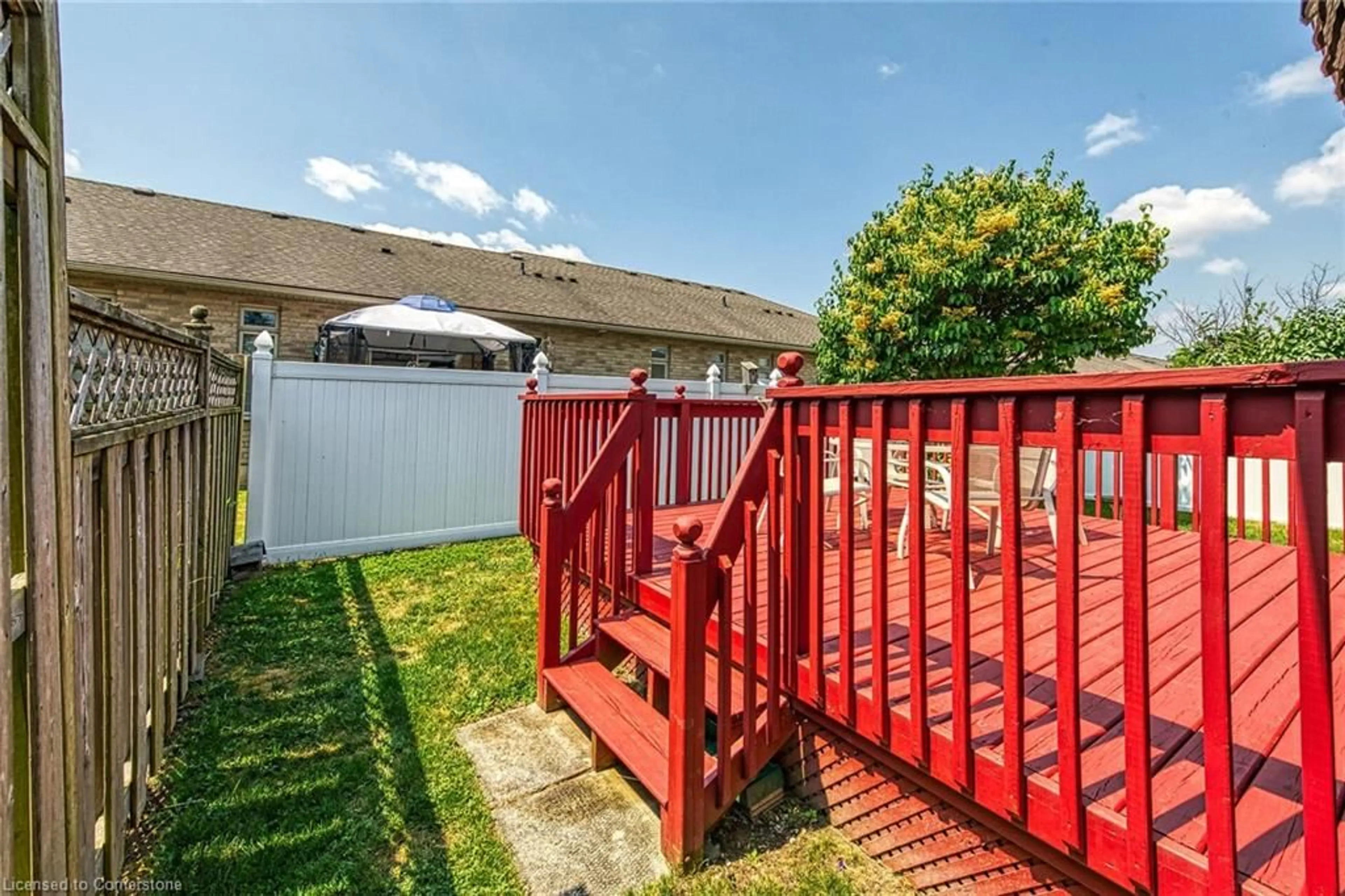 Patio, street for 116 Forest St, Dunnville Ontario N1A 1C1