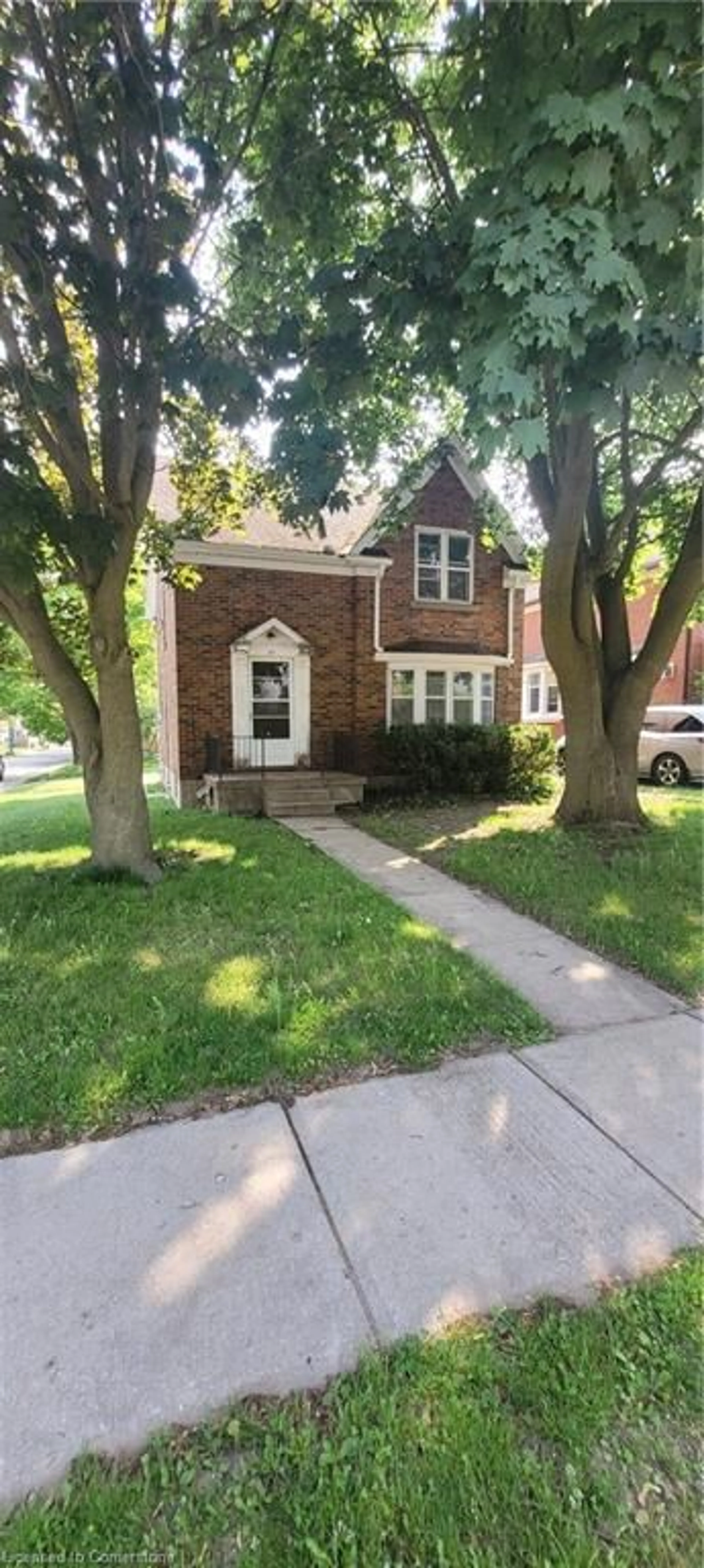 Home with brick exterior material, street for 30 Dunbar Rd, Waterloo Ontario N2L 2E3