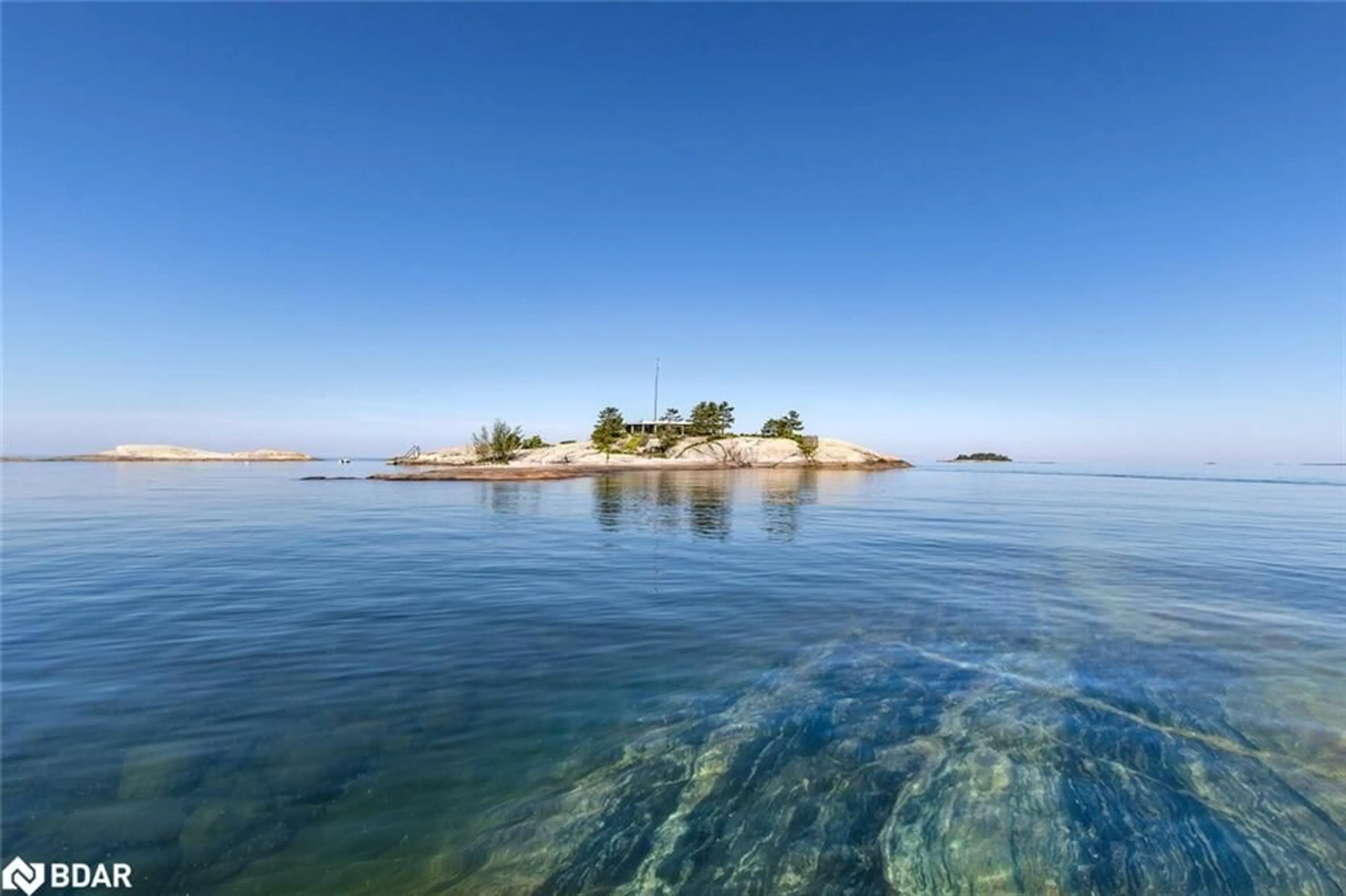 Blurry image for 2 3700 Table Rock Island, Port Severn Ontario L0K 1S0