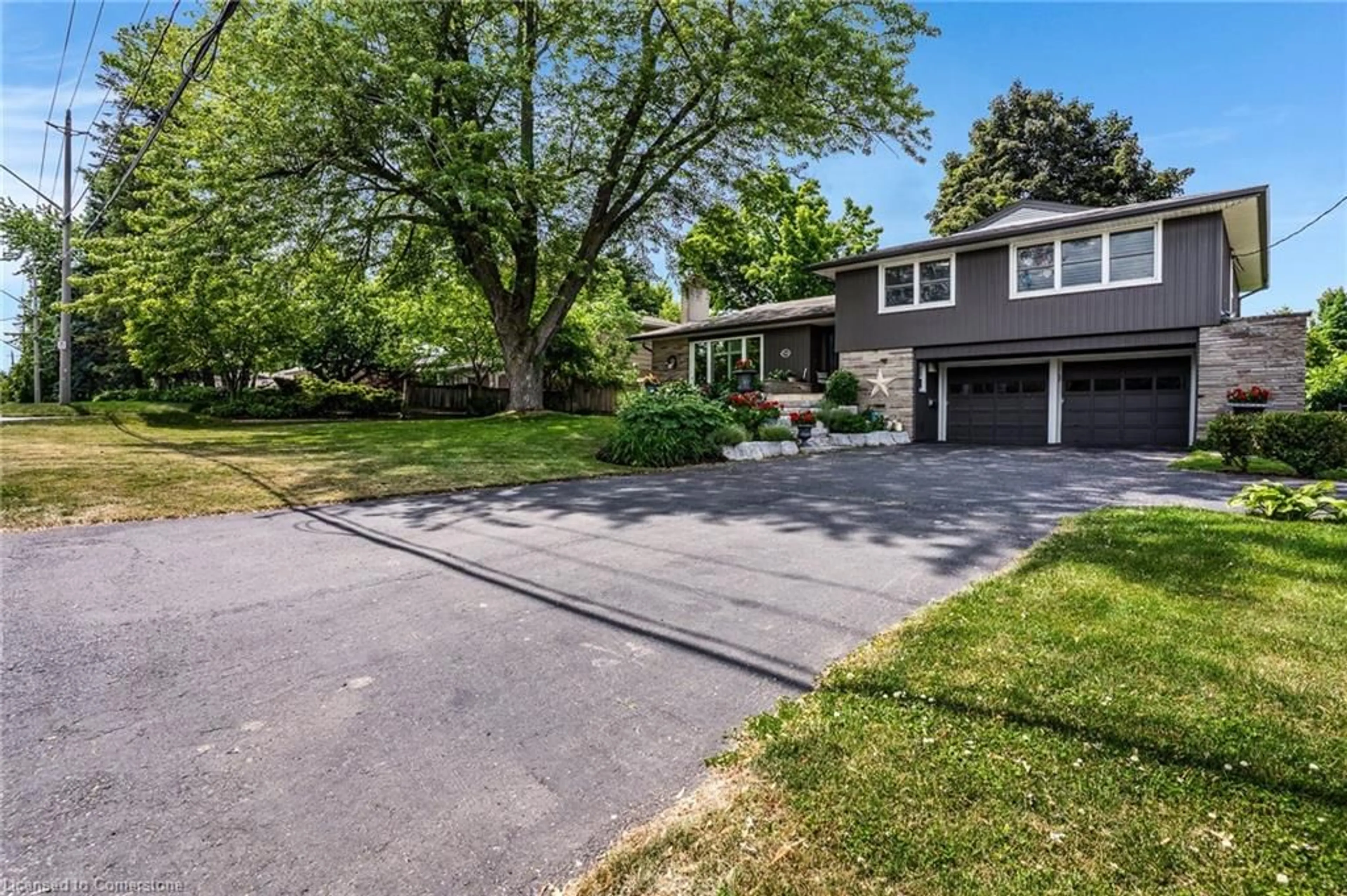 Unknown for 534 Glasgow St, Kitchener Ontario N2M 2N5