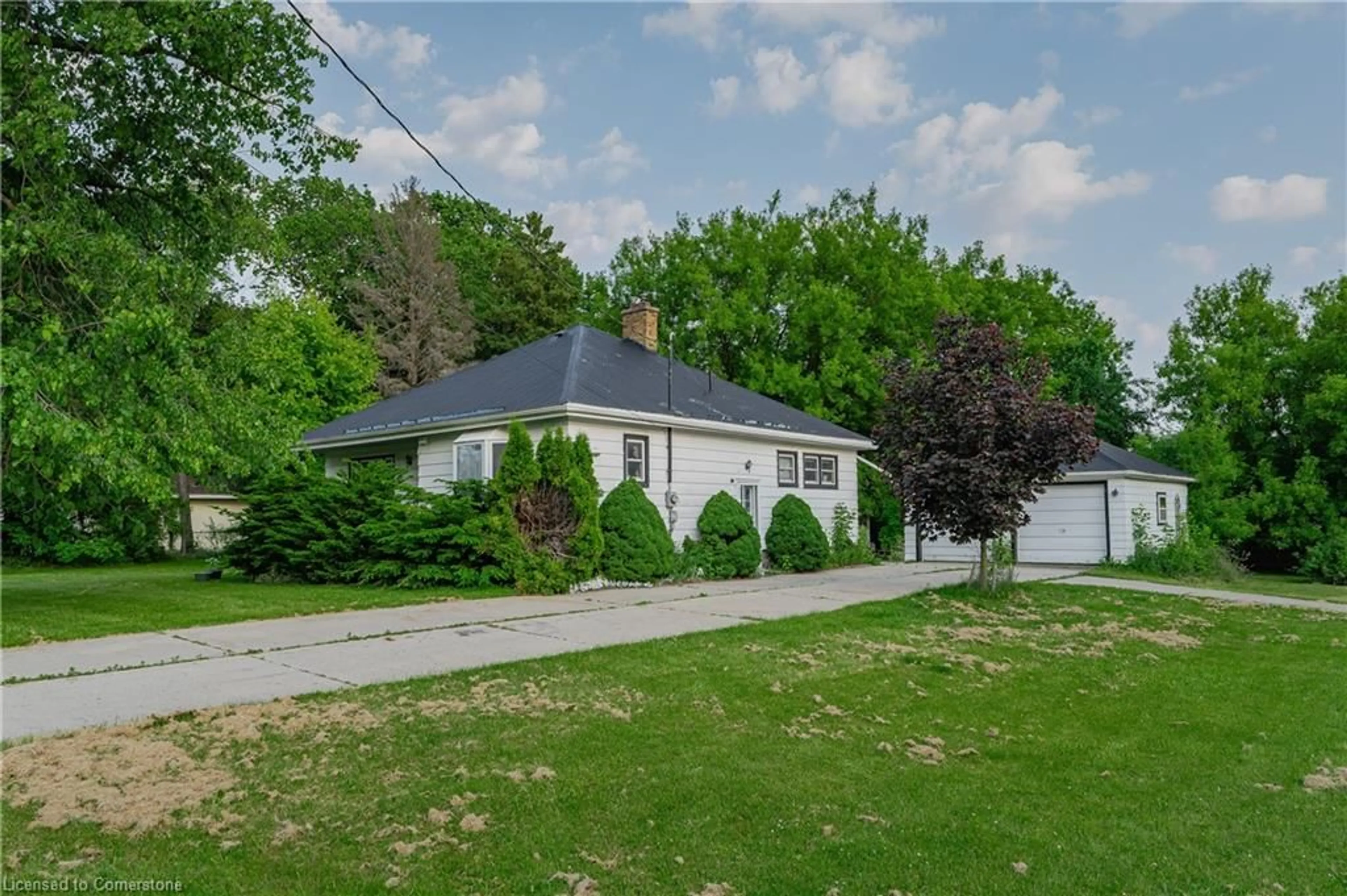 A pic from outside/outdoor area/front of a property/back of a property/a pic from drone, street for 1060 Queens Bush Rd, Wellesley Ontario N0B 2T0