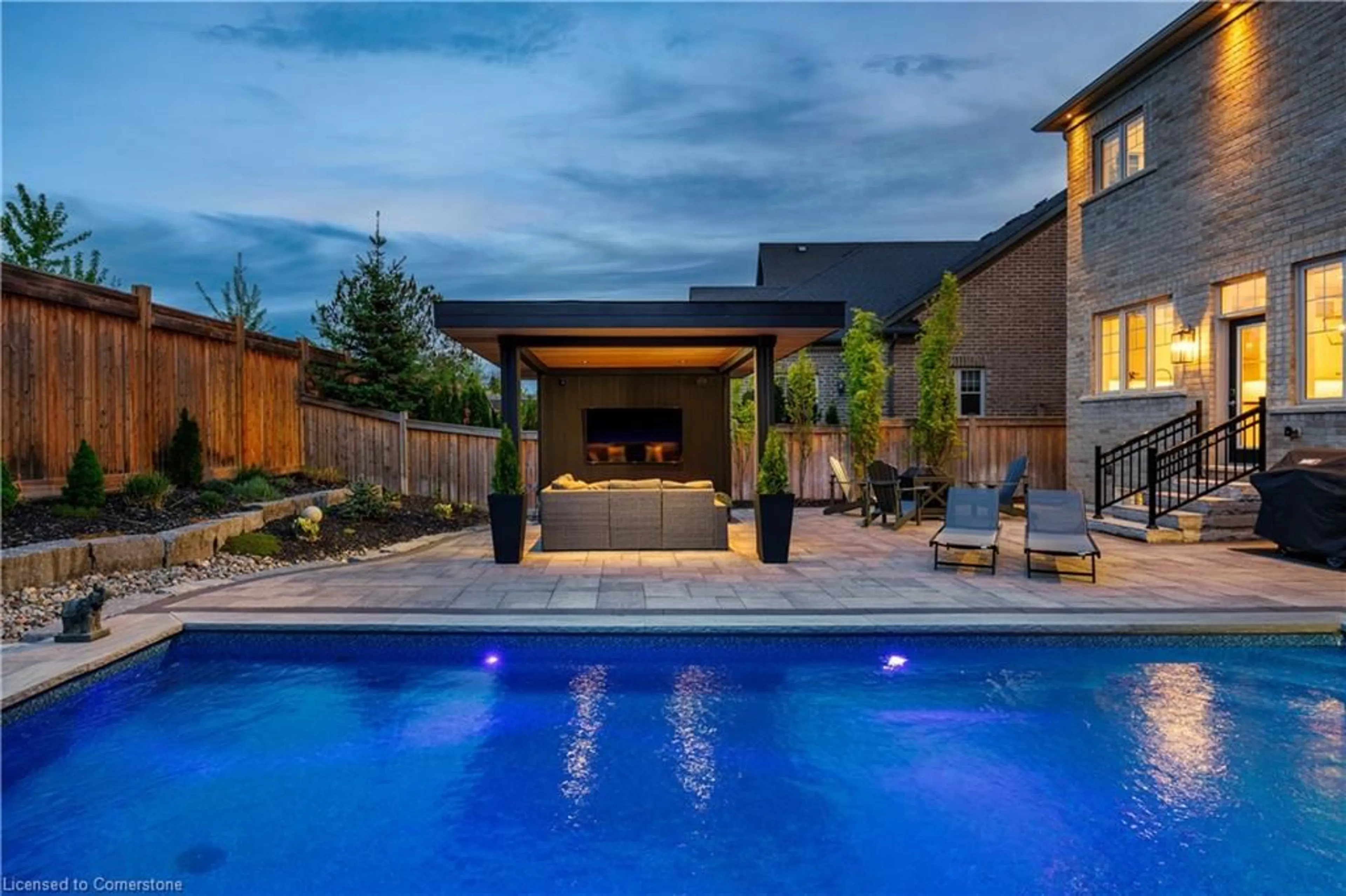Patio, unknown for 30 Britnell Crt, King City Ontario L7B 0P2