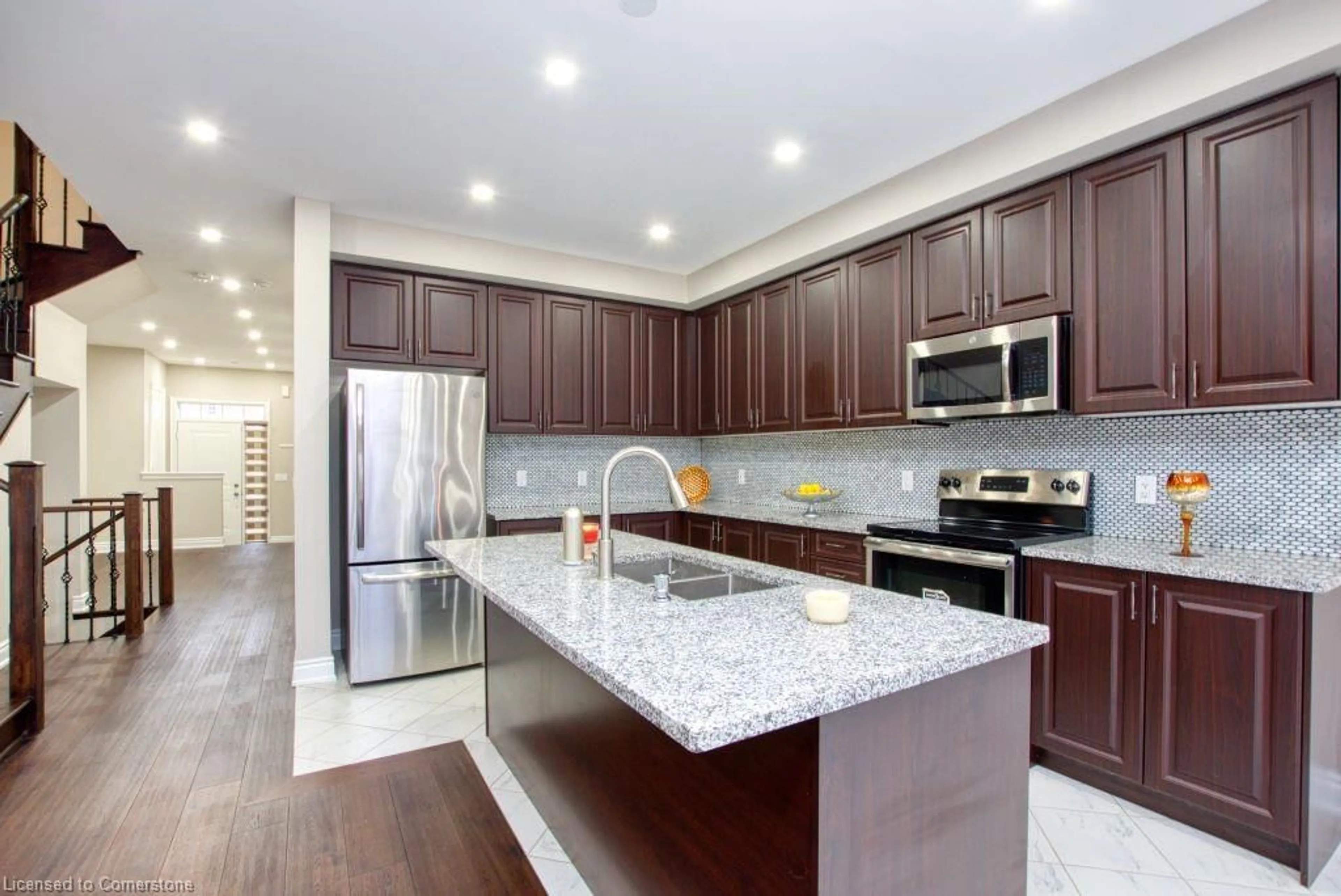 Open concept kitchen, ceramic/tile floor for 4099 Maitland St, Beamsville Ontario L0R 1B6