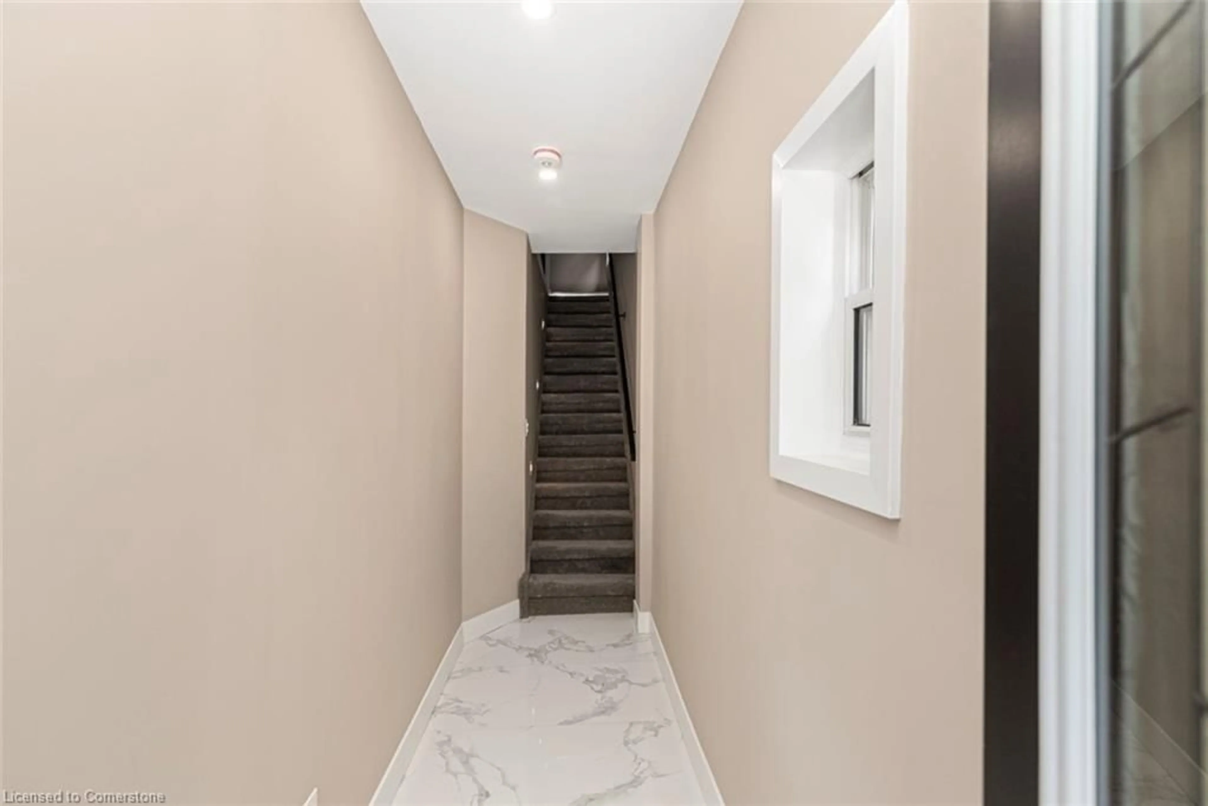 Unknown for 200 Sanford Ave, Hamilton Ontario L8M 2H2