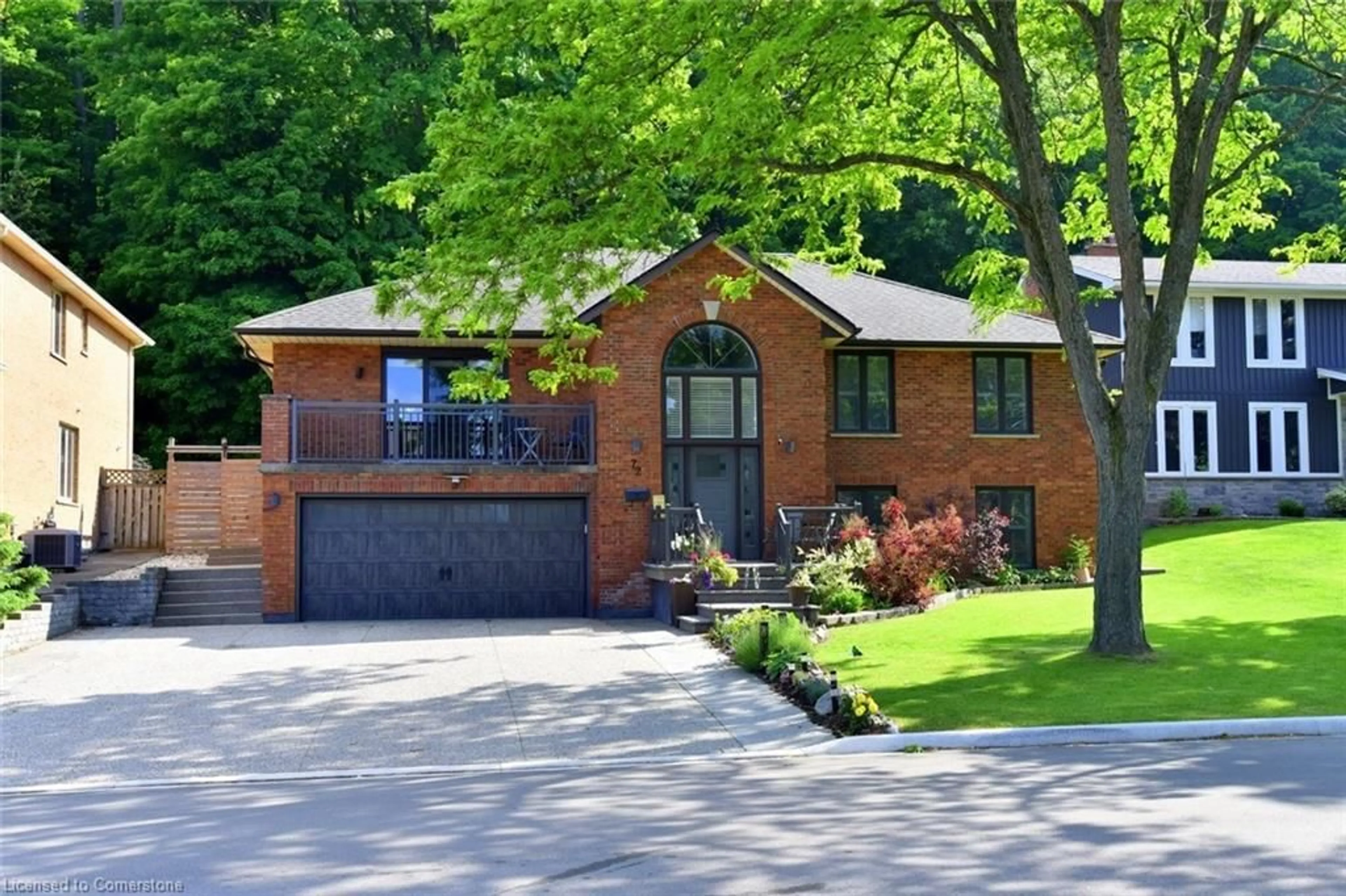 Home with brick exterior material, street for 72 Maple Dr, Stoney Creek Ontario L8G 3C2