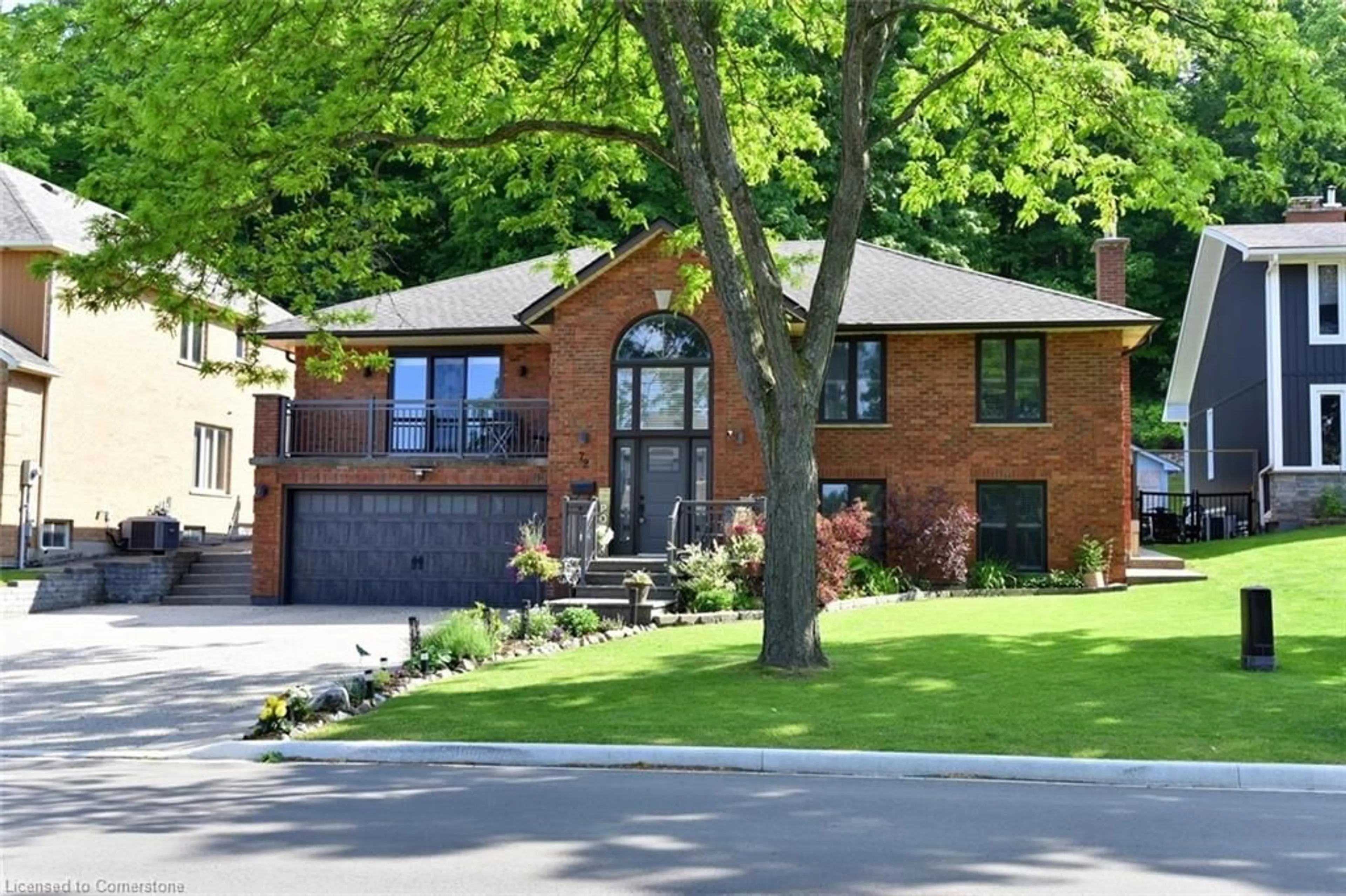 Home with brick exterior material, street for 72 Maple Dr, Stoney Creek Ontario L8G 3C2