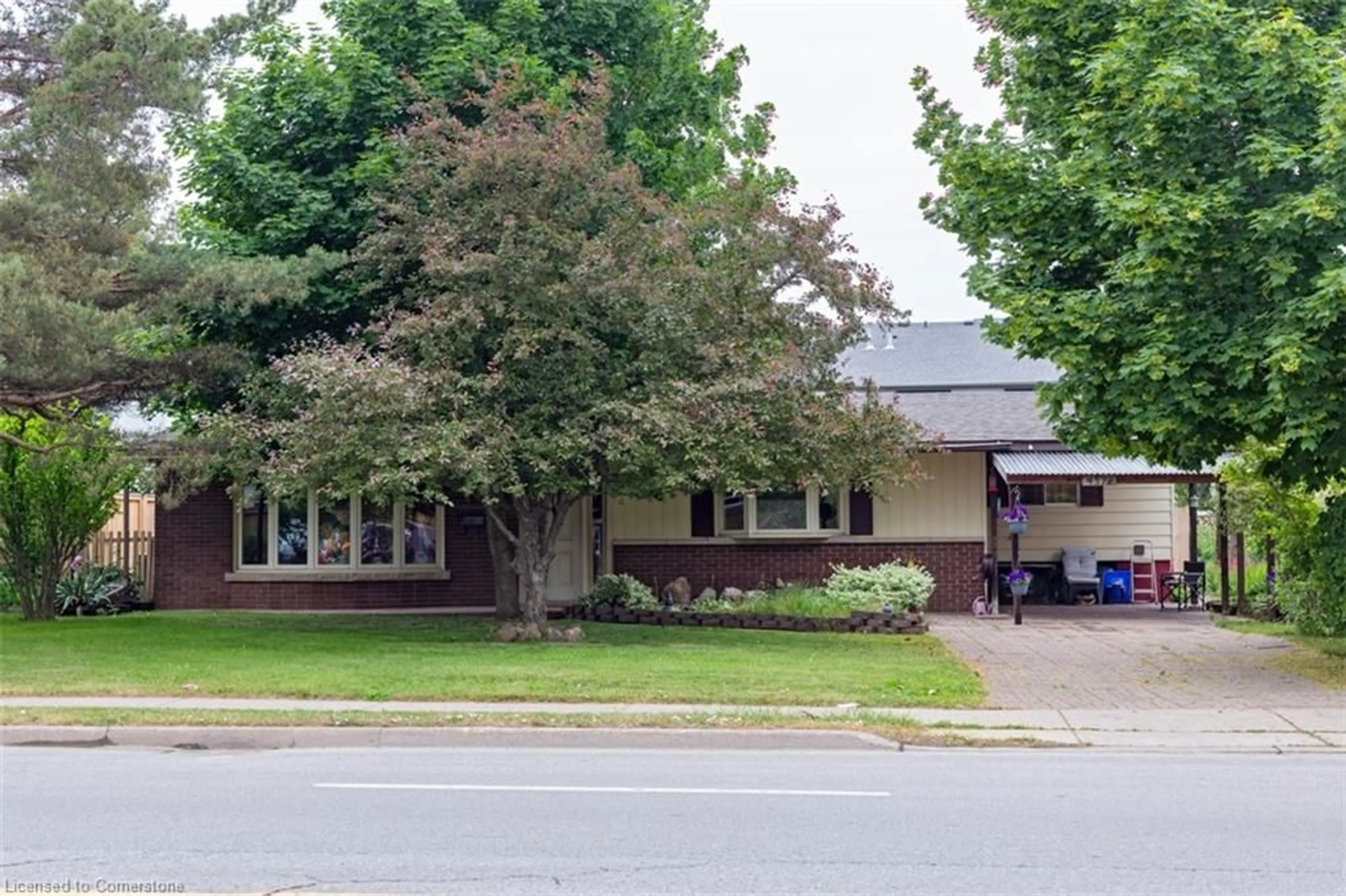 Home with brick exterior material, street for 4572 Ontario St, Lincoln Ontario L0R 1B5