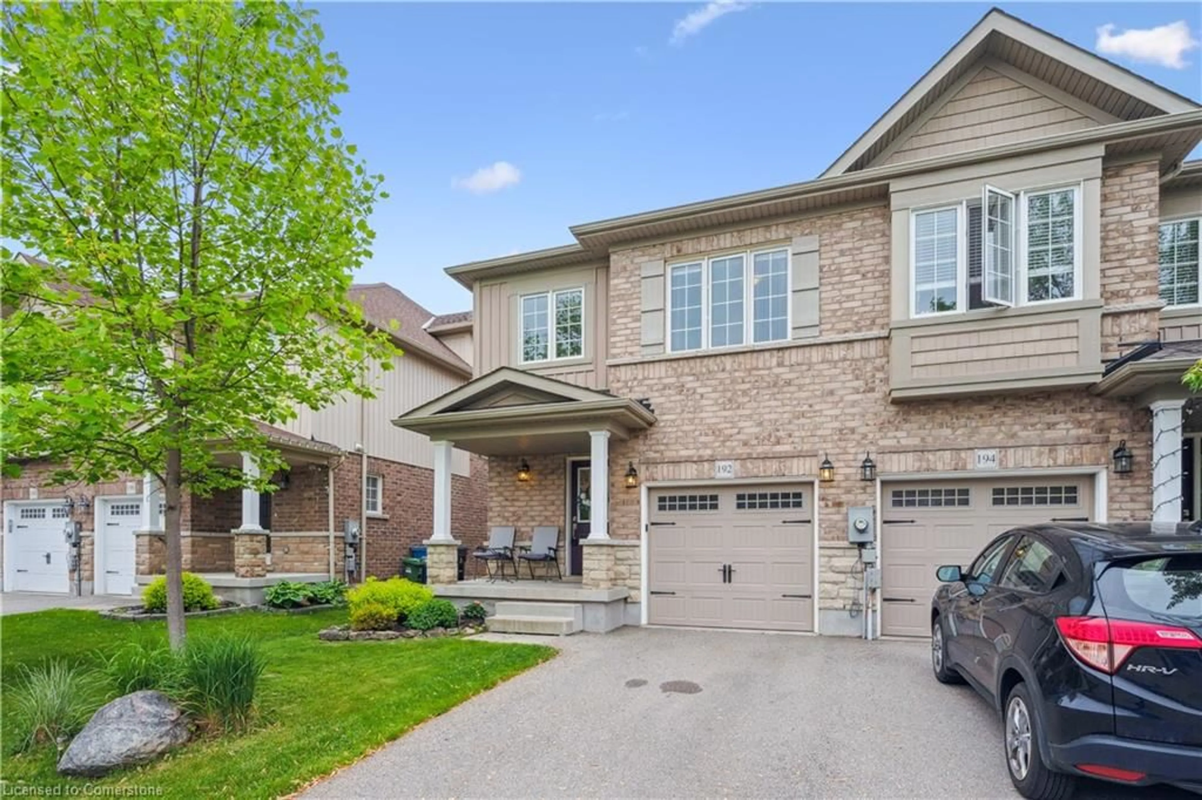 Home with brick exterior material, street for 192 Summit Ridge Dr, Guelph Ontario N1E 0L7