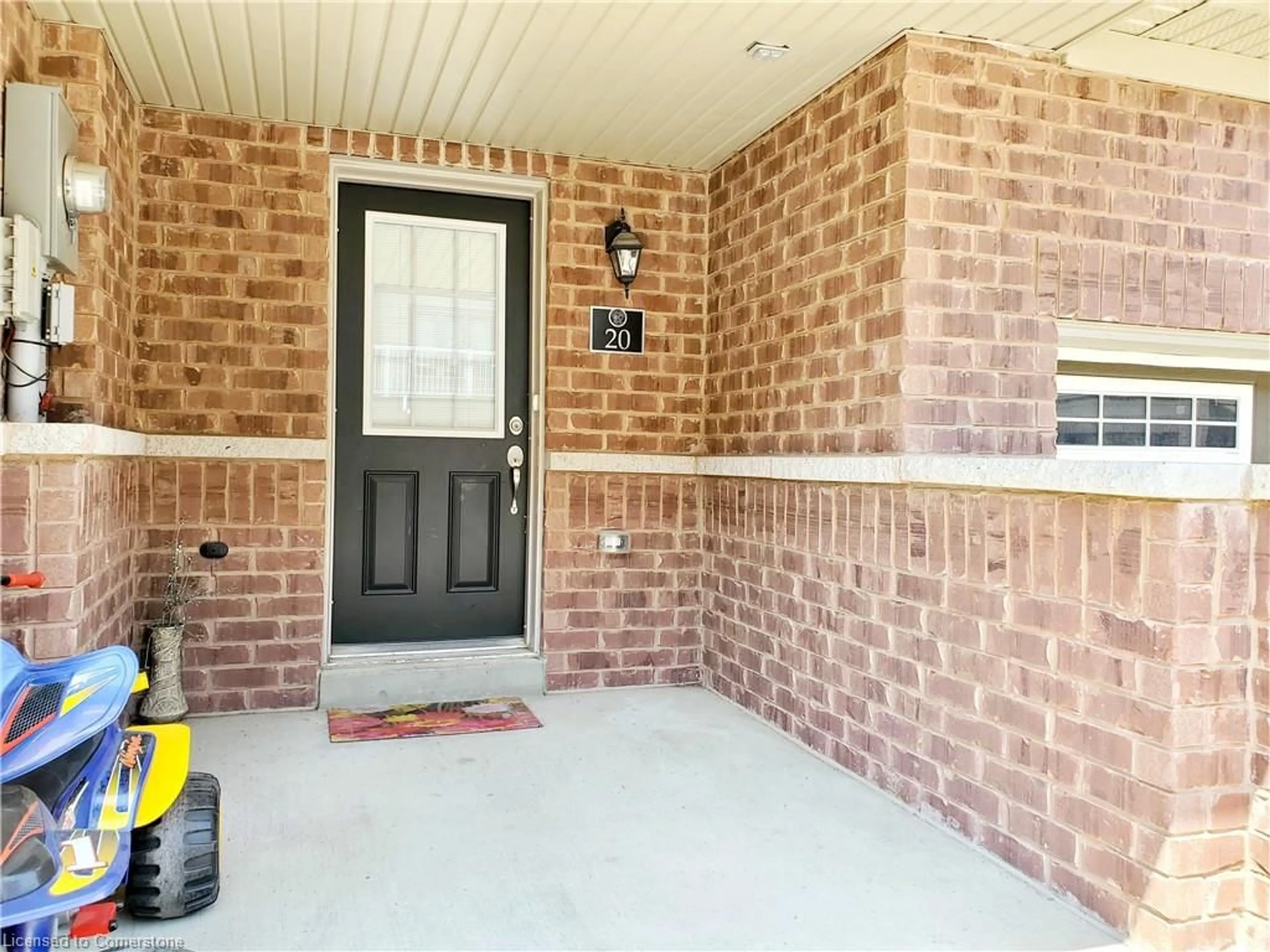 Home with brick exterior material, street for 570 Linden Dr #20, Cambridge Ontario N3H 0C9