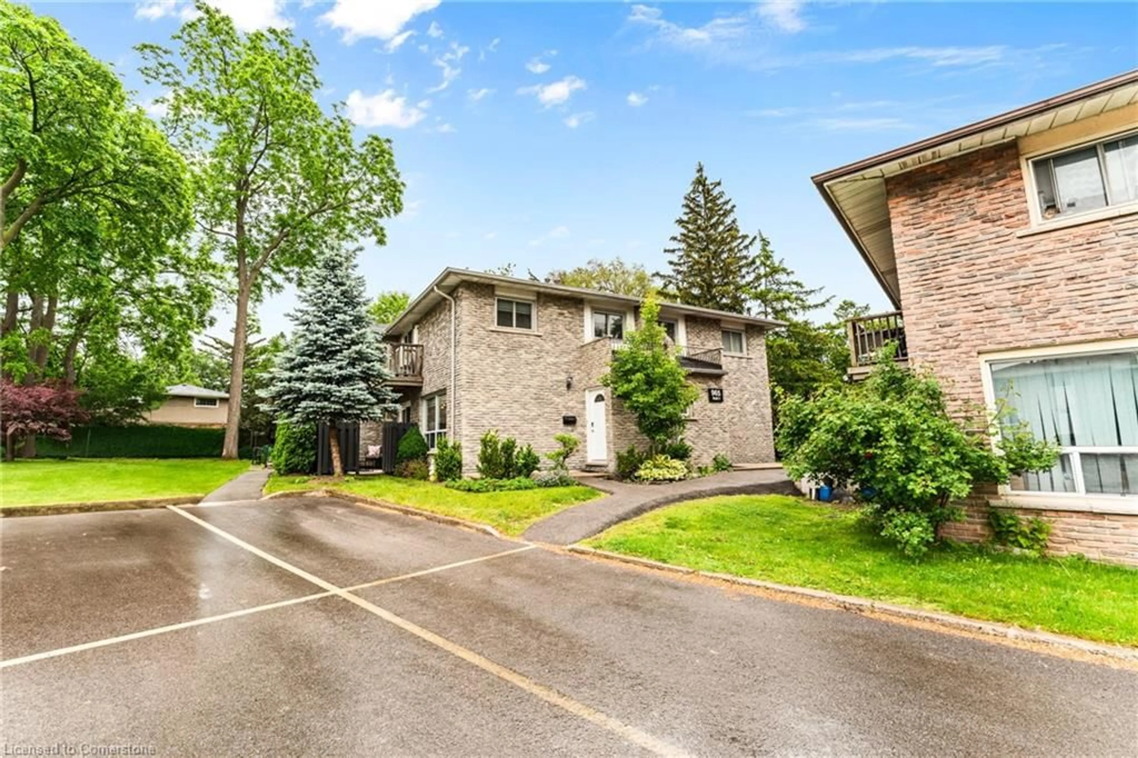 Unknown for 965 Francis Rd #2, Burlington Ontario L7T 3Z1