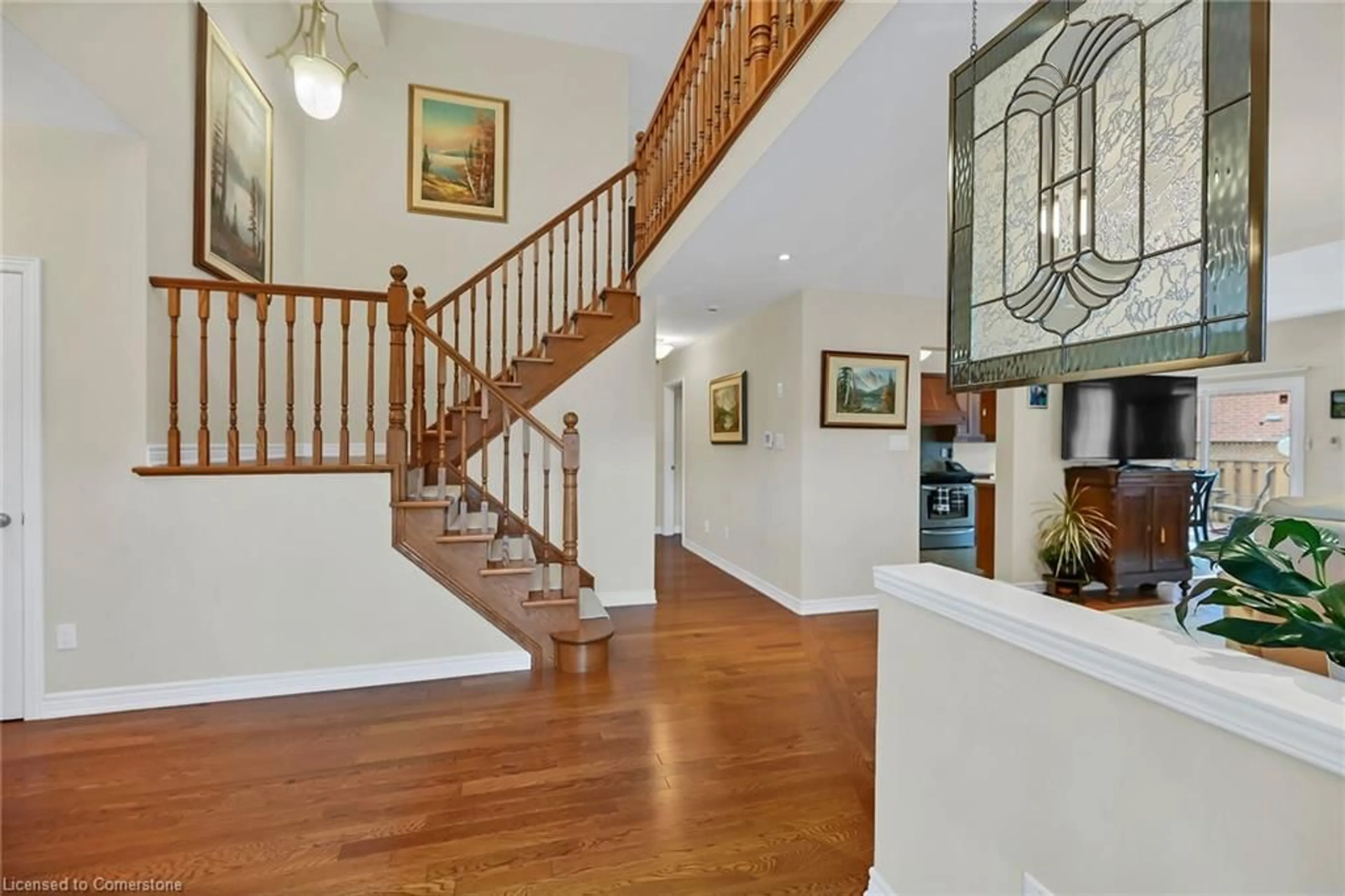 Indoor foyer for 72 Effort Trail, Glanbrook Ontario L9B 0A4