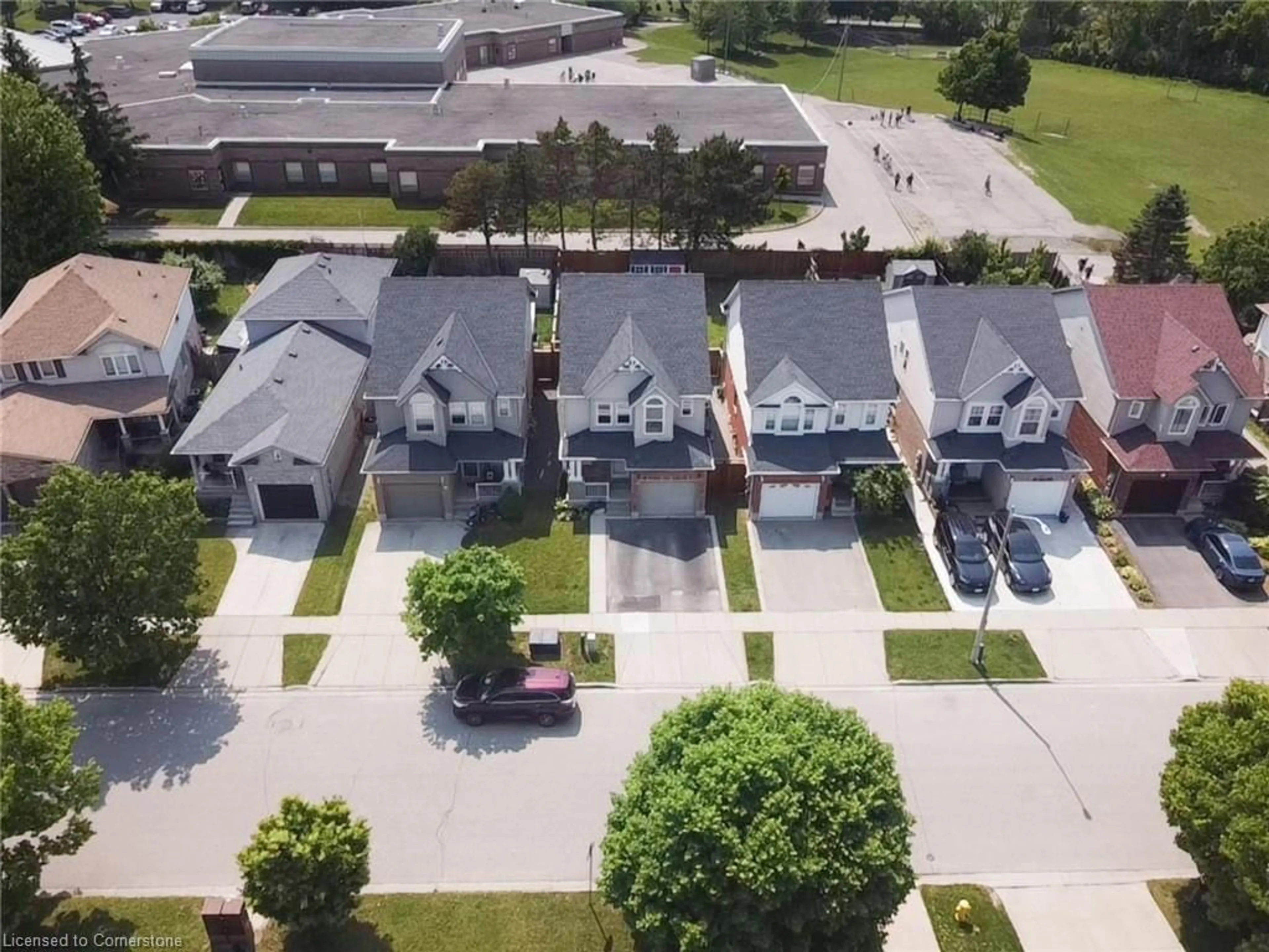 A pic from outside/outdoor area/front of a property/back of a property/a pic from drone, street for 76 Gees Way, Cambridge Ontario N3C 4M5