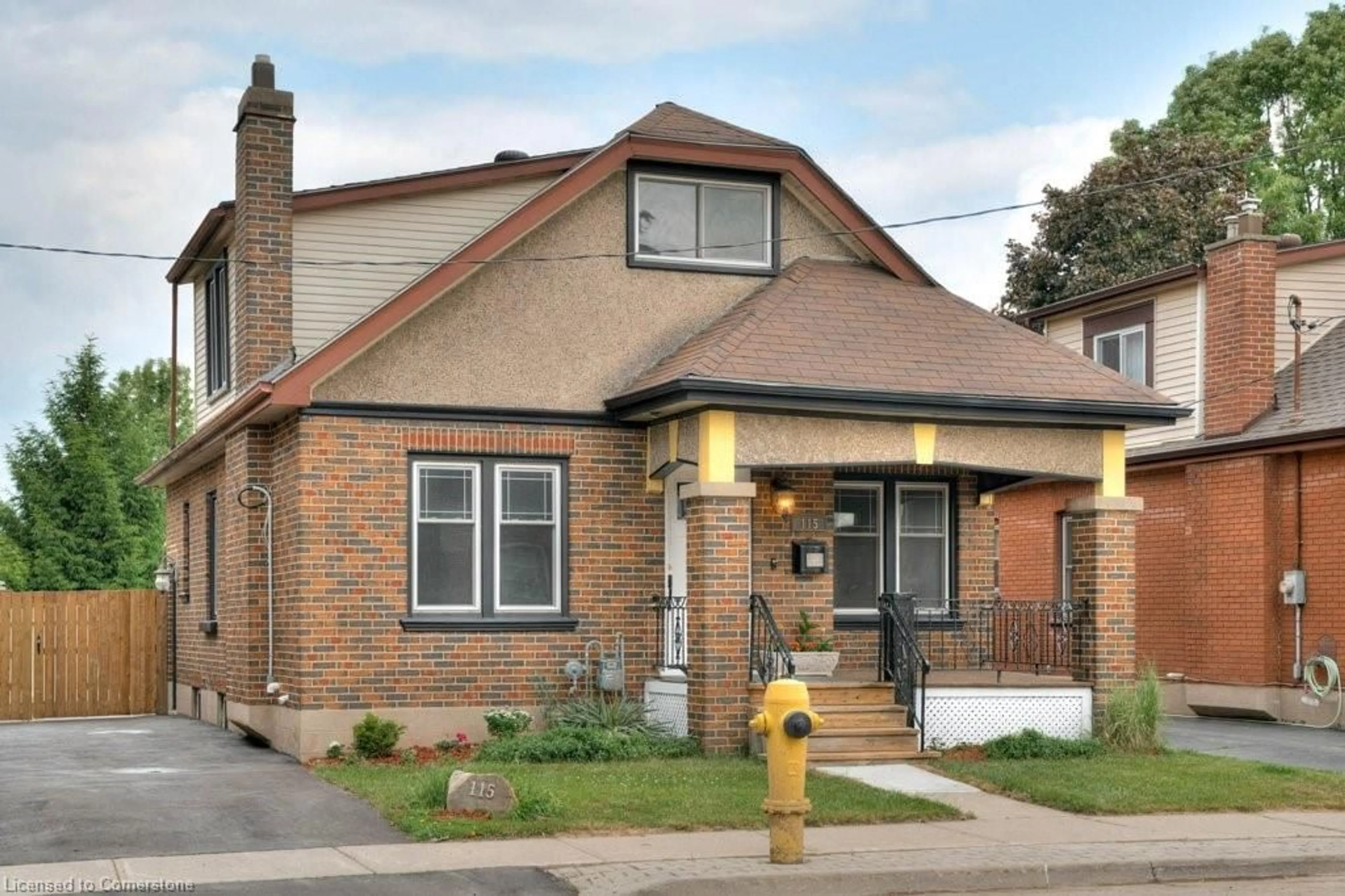 Home with brick exterior material, street for 115 Mintern Ave, Brantford Ontario N3S 1L4
