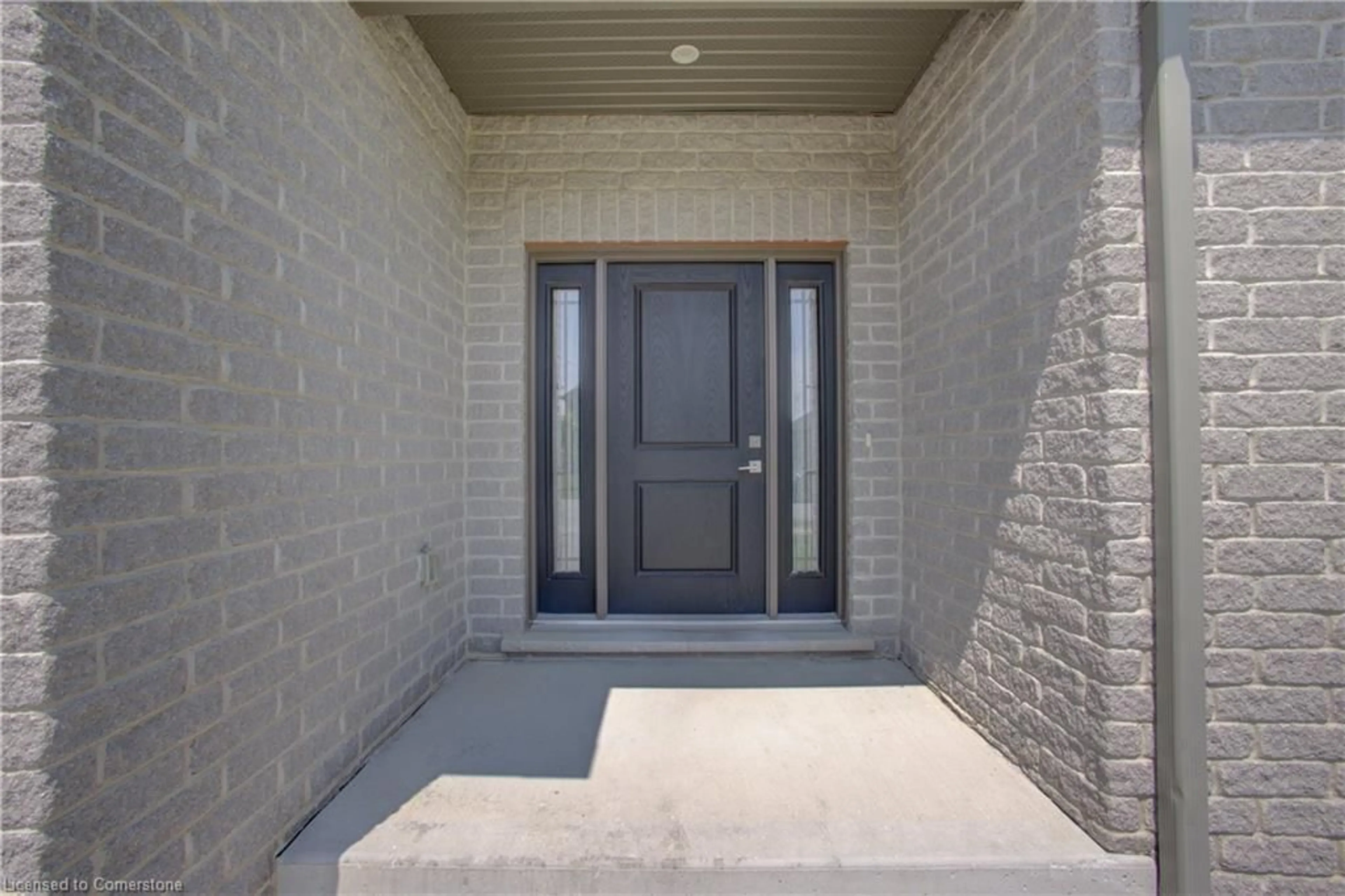 Indoor entryway for 745 Krotz St, Listowel Ontario N4W 0E4
