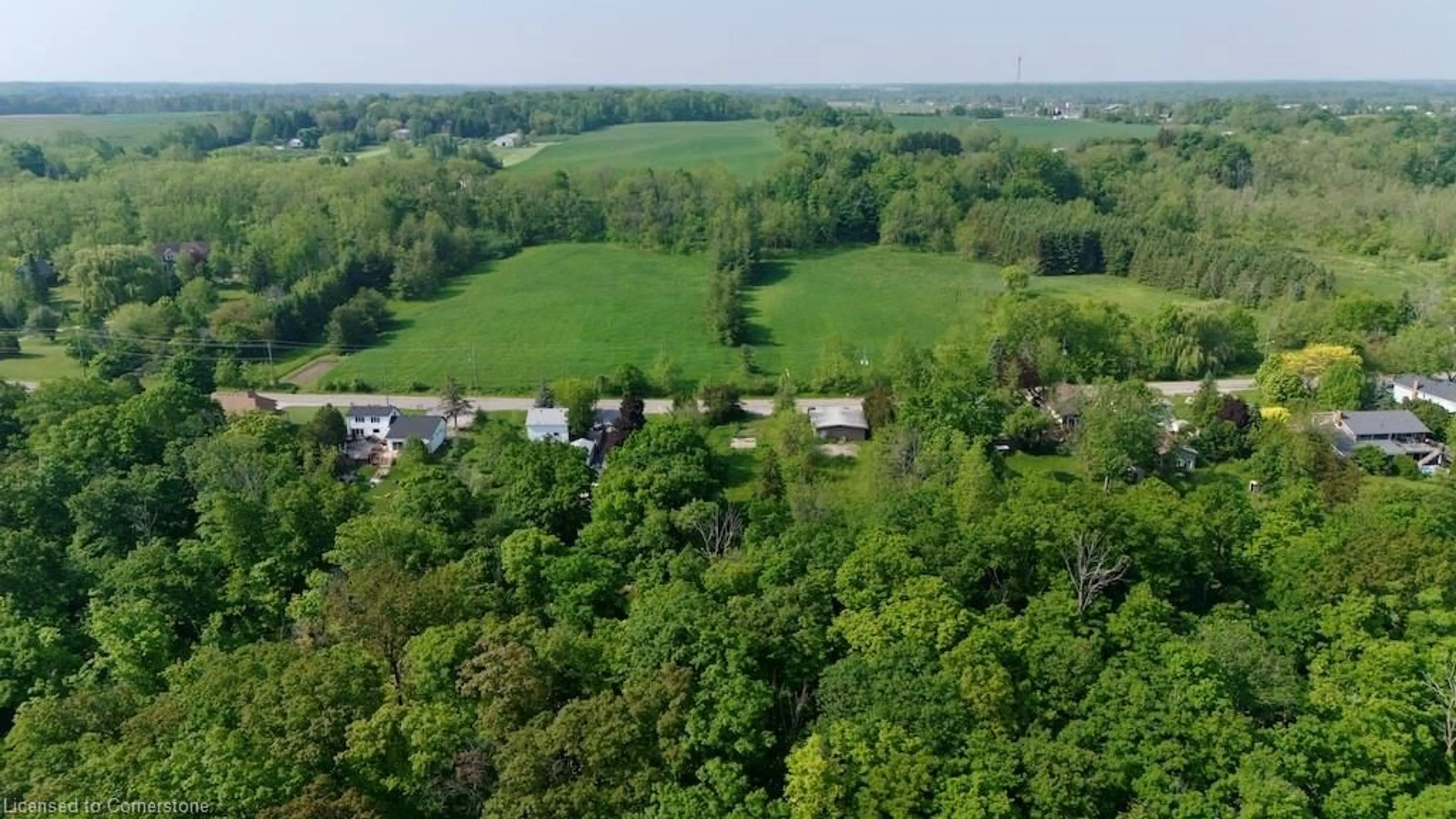 A pic from outside/outdoor area/front of a property/back of a property/a pic from drone, forest/trees view for 59 Ridge Rd, Grimsby Ontario L3M 4E7