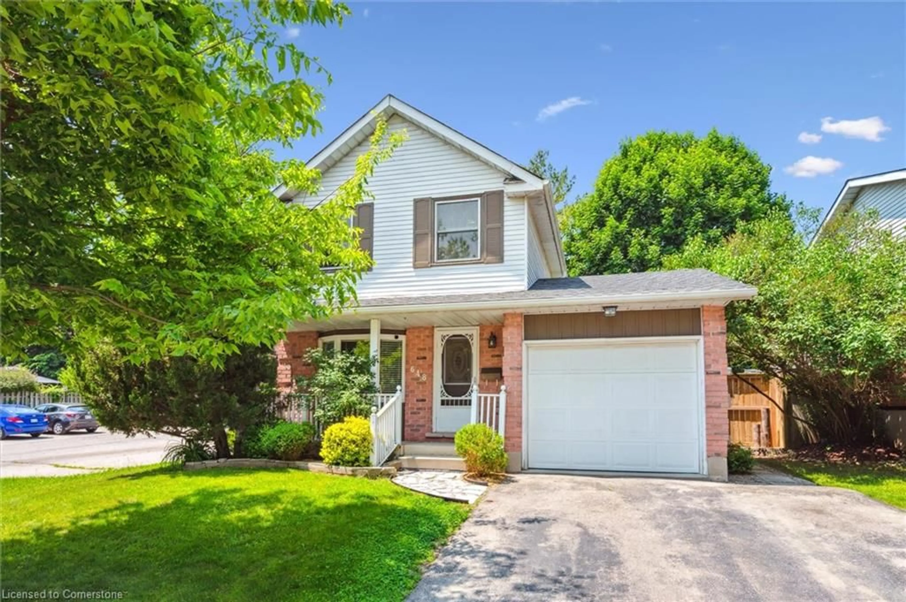 Home with brick exterior material, street for 648 Hillview Rd, Cambridge Ontario N3H 5H3
