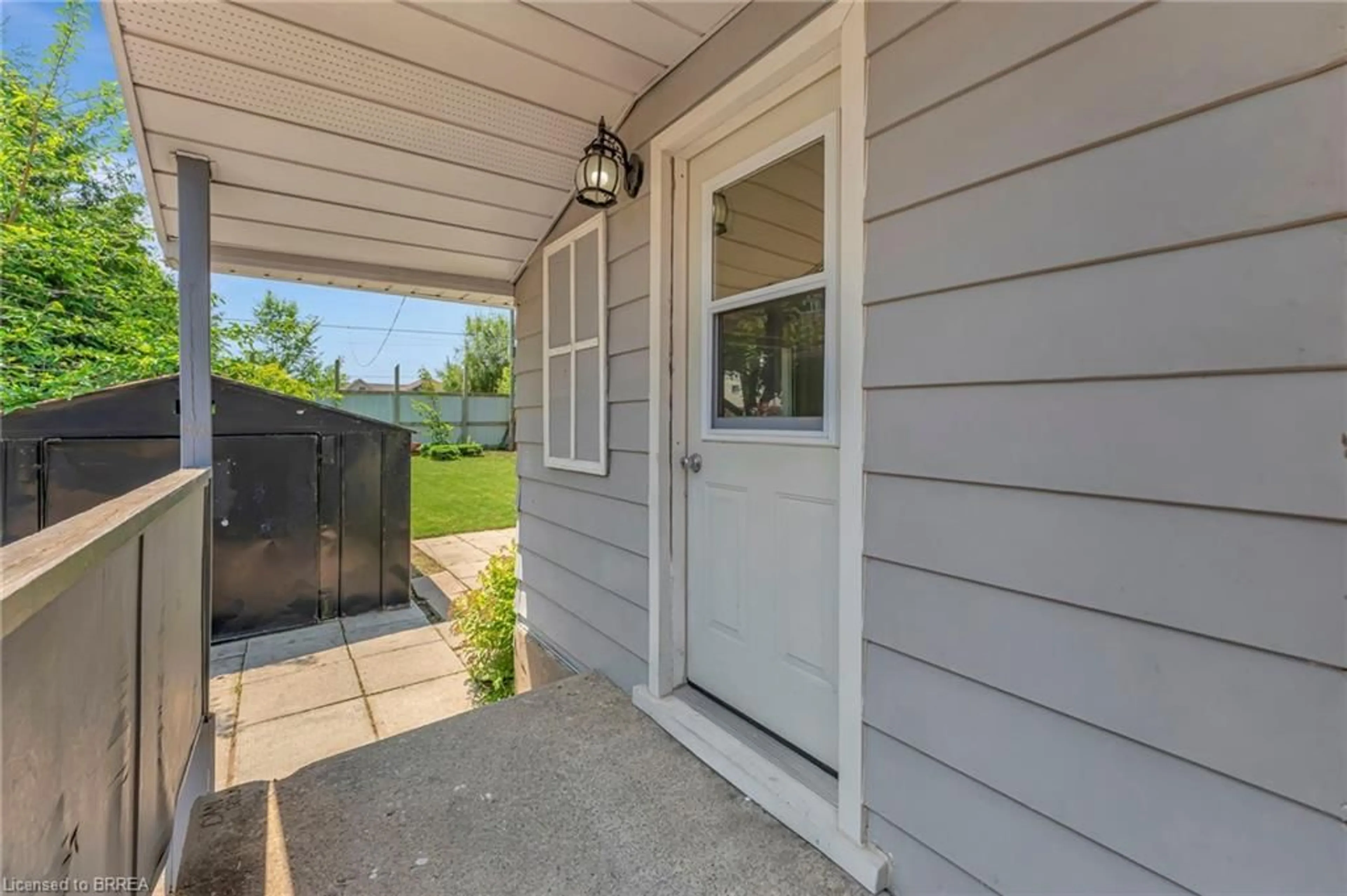 Unknown for 54 Burwell St, Brantford Ontario N3T 4T7