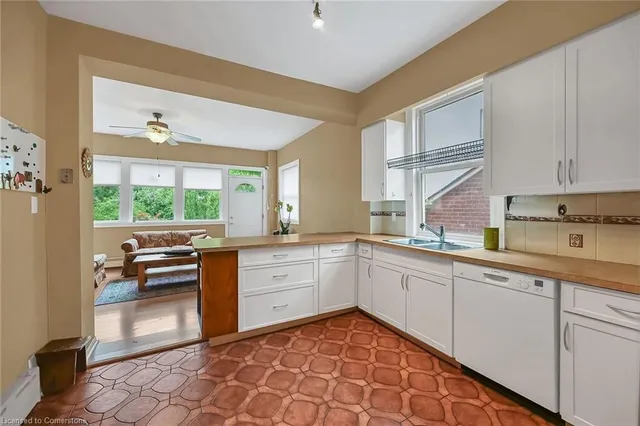 Additional image 23 of 40 Undermount Ave