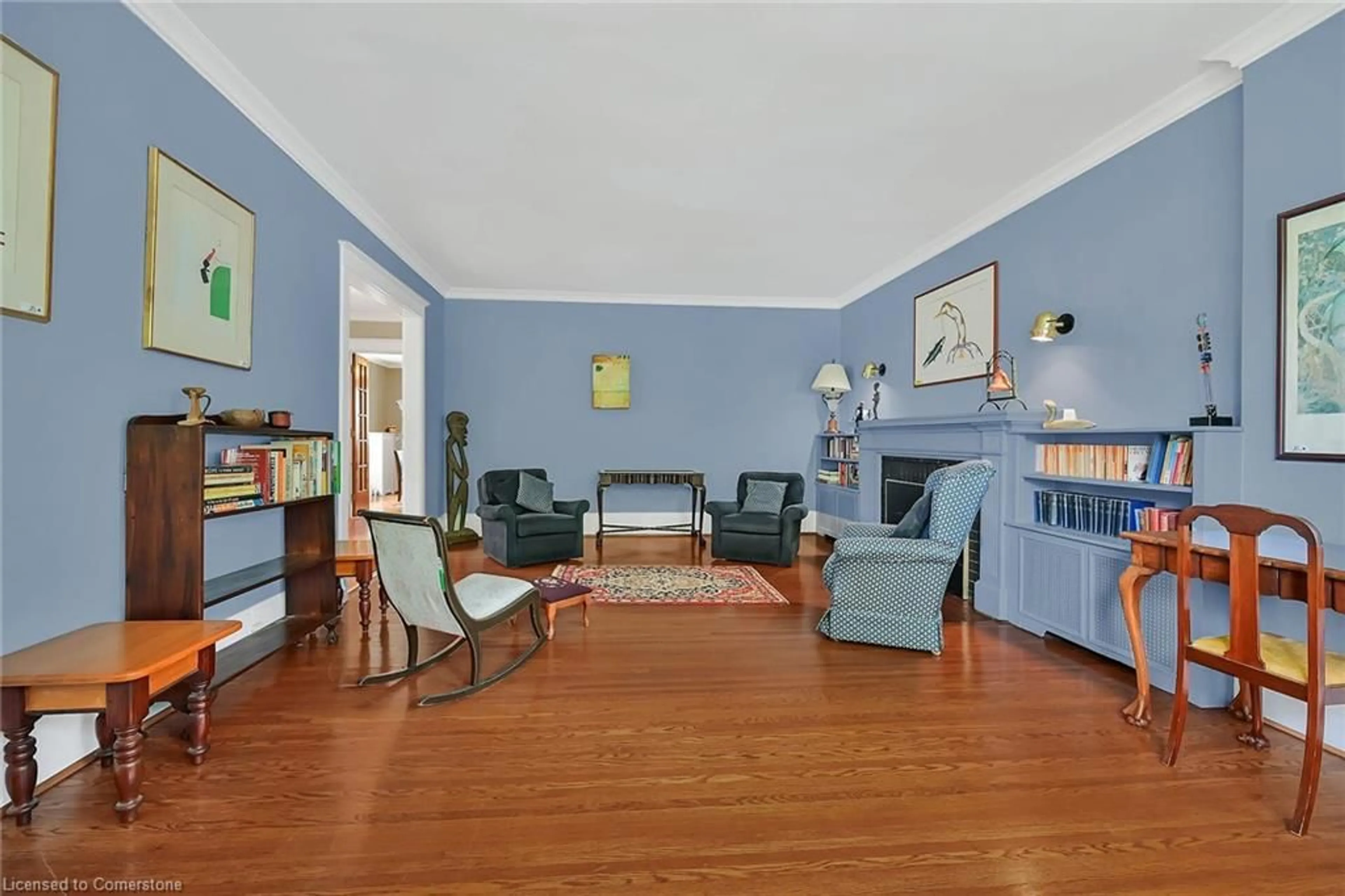 Living room with furniture, unknown for 40 Undermount Ave, Hamilton Ontario L8P 3Z6