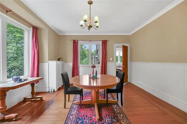 Additional image 30 of 40 Undermount Ave