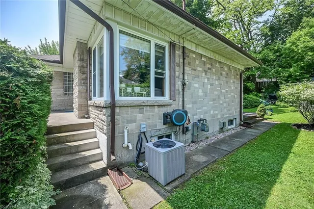 Additional image 7 of 304 Glenholme Ave