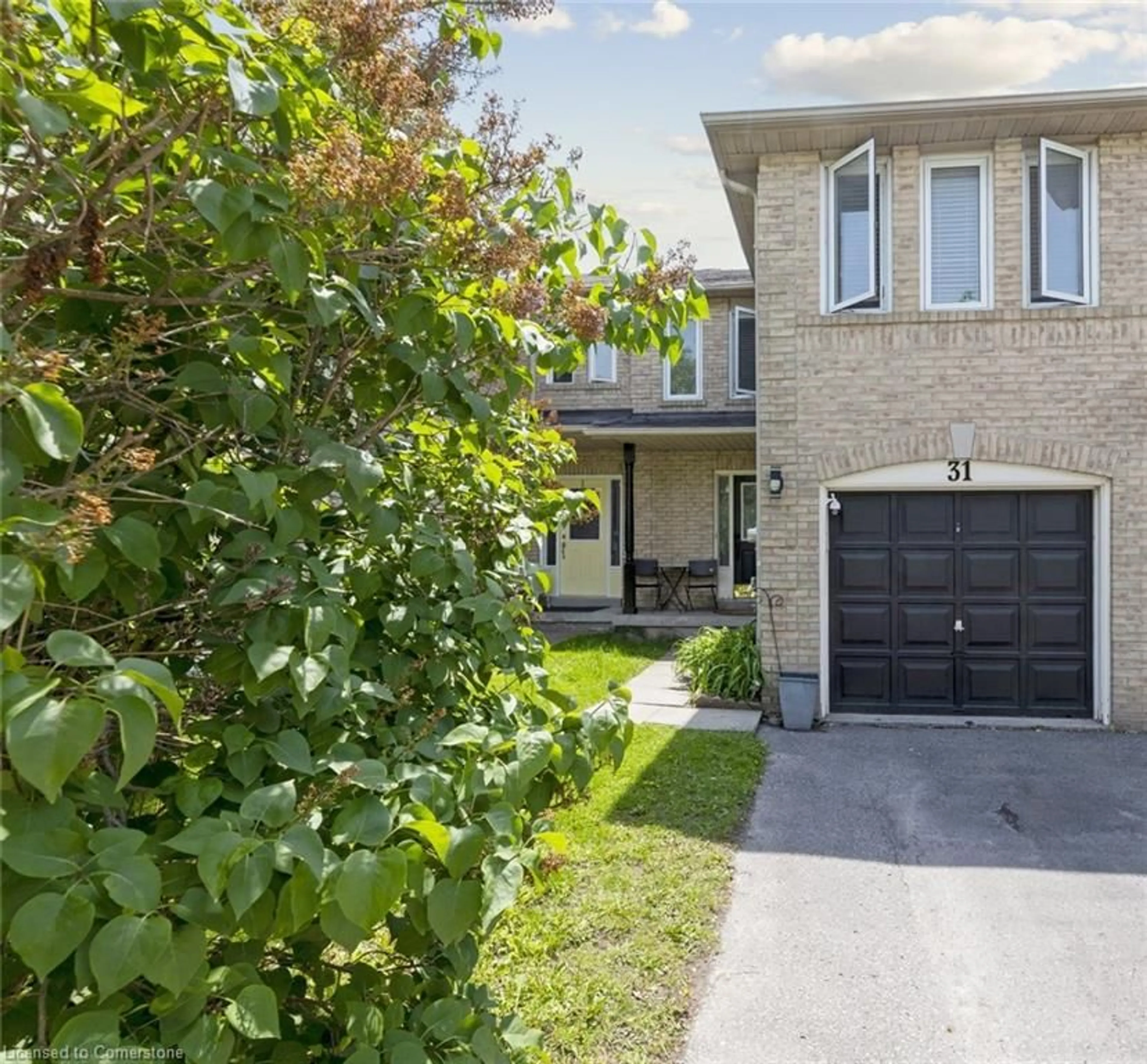 Home with brick exterior material, street for 31 Pine Gate Pl, Whitby Ontario L1R 2M6
