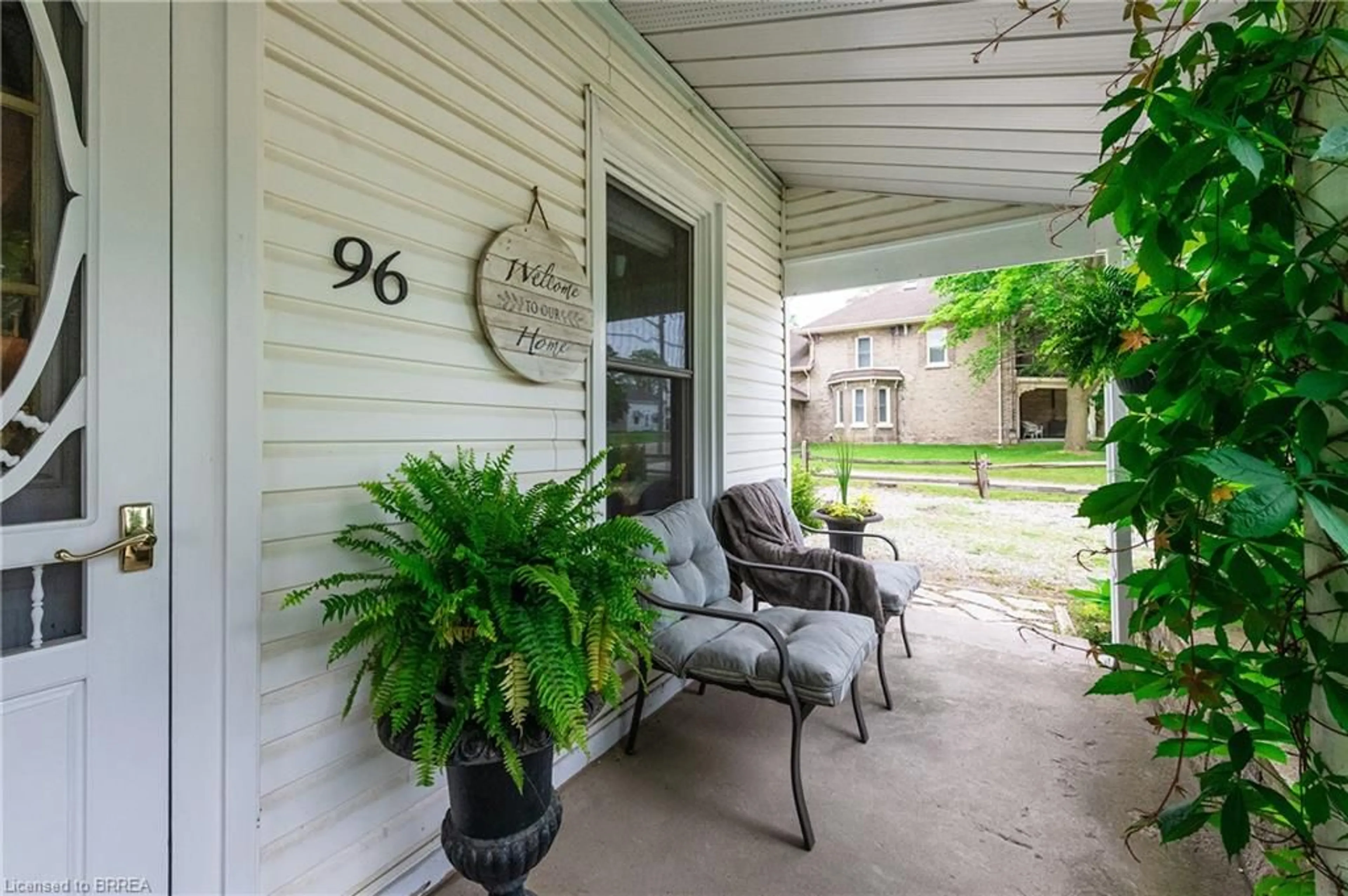 Patio, street for 96 Dundas St, Princeton Ontario N0J 1V0