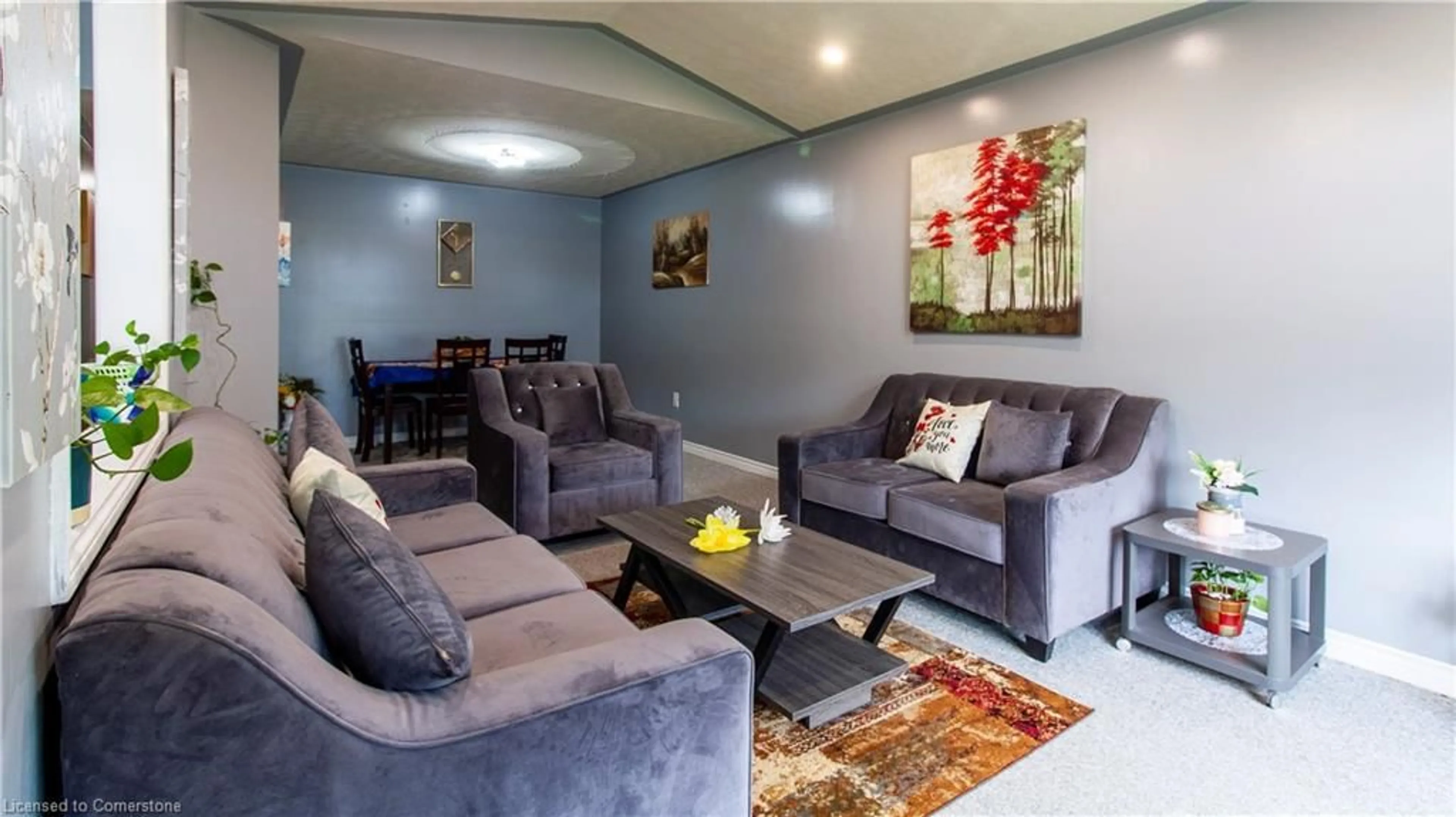 Living room with furniture, unknown for 65 Edward St, St. Thomas Ontario N5P 1Y5