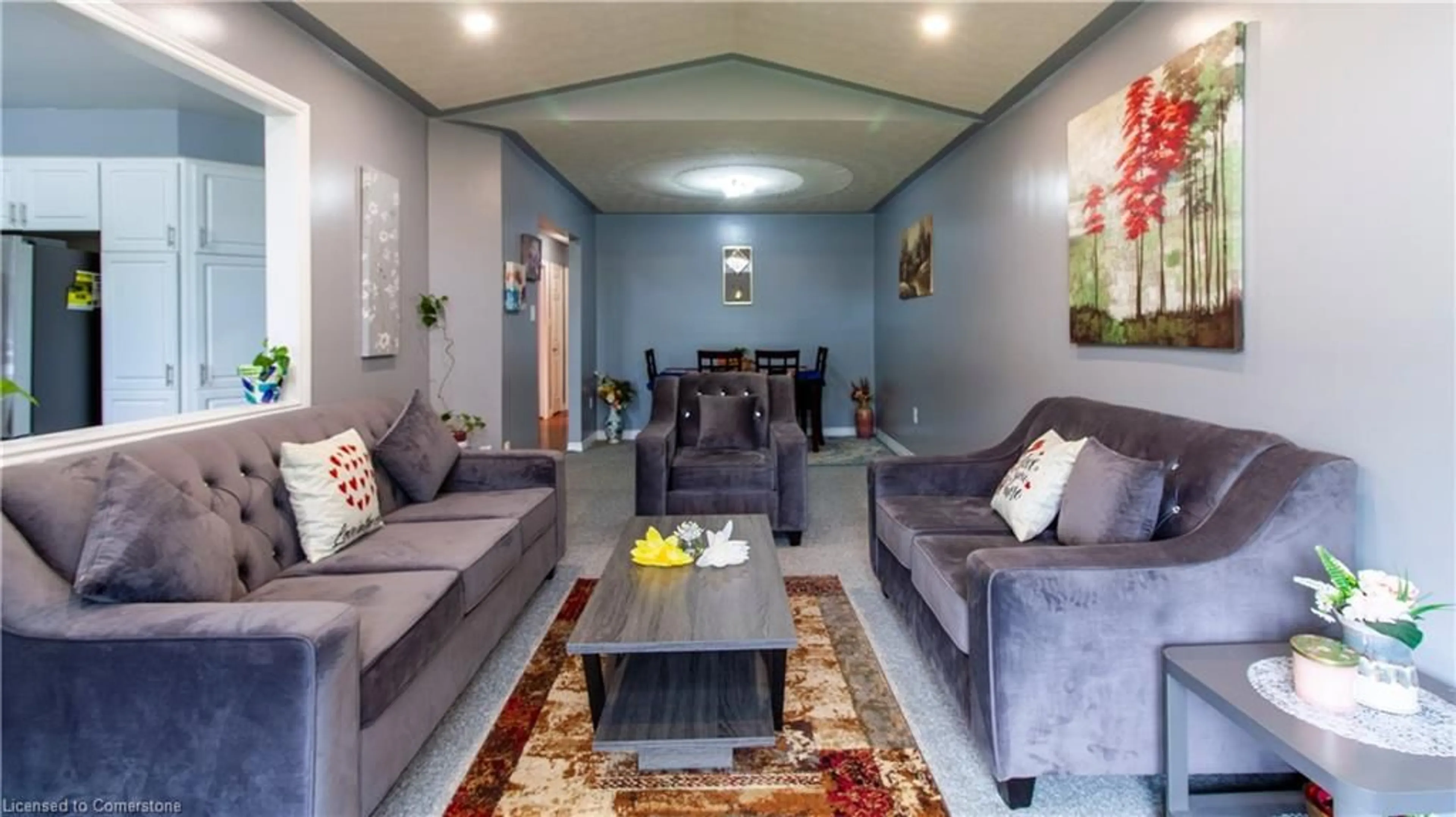 Living room with furniture, unknown for 65 Edward St, St. Thomas Ontario N5P 1Y5