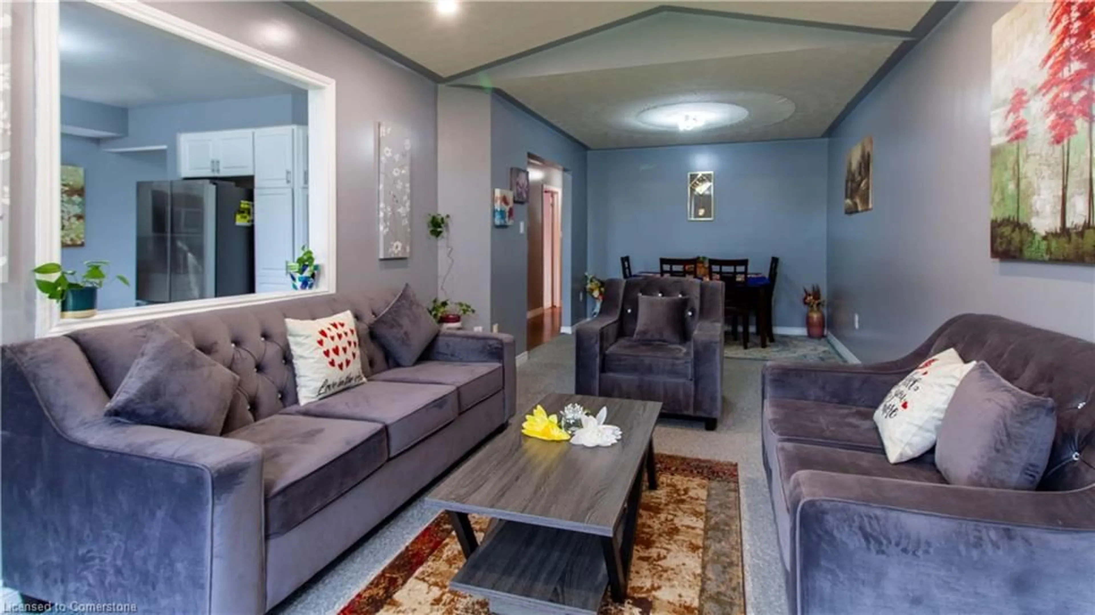 Living room with furniture, unknown for 65 Edward St, St. Thomas Ontario N5P 1Y5