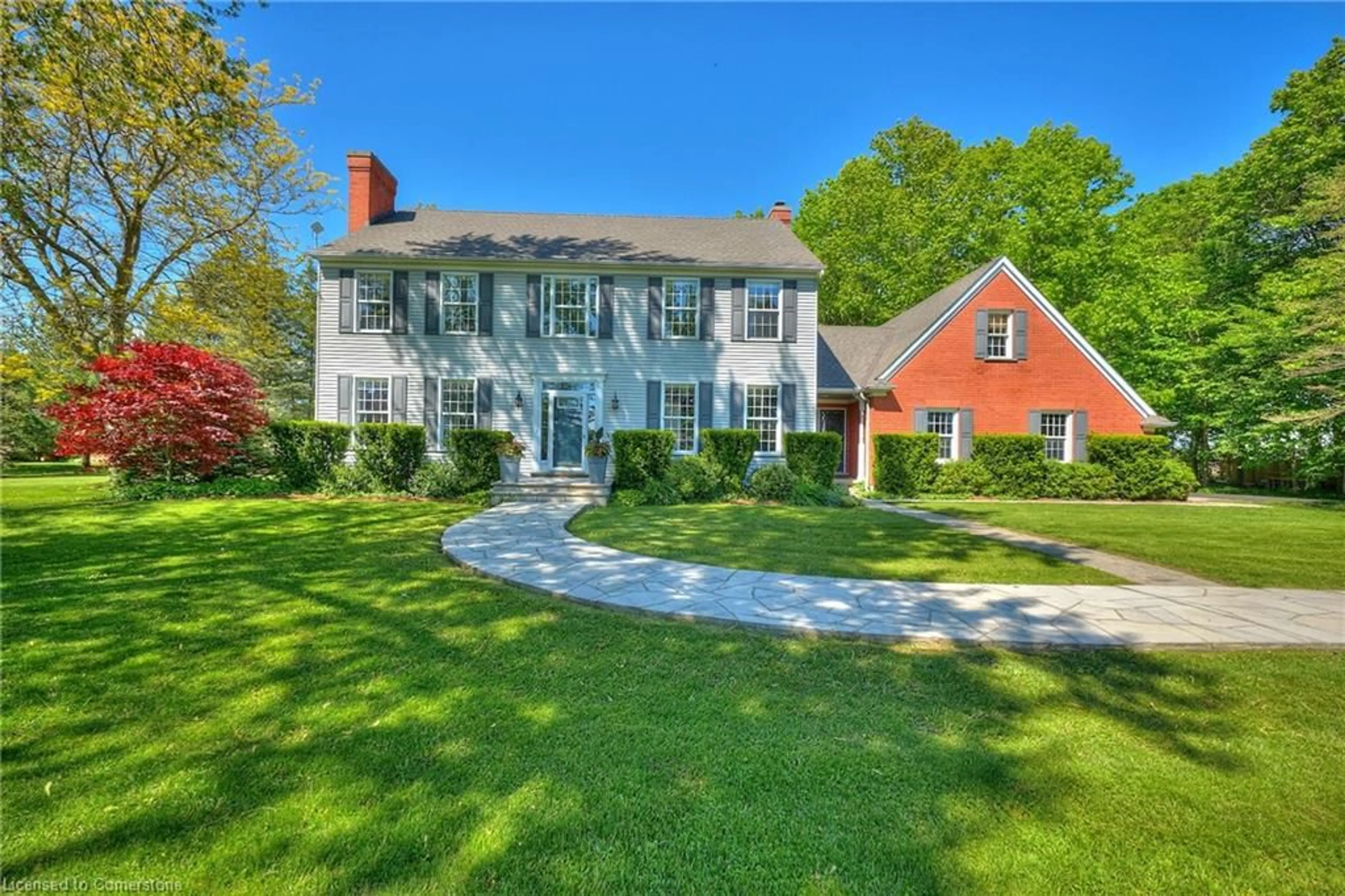 A pic from outside/outdoor area/front of a property/back of a property/a pic from drone, street for 1408 Bird Rd, Dunnville Ontario N1A 2W2