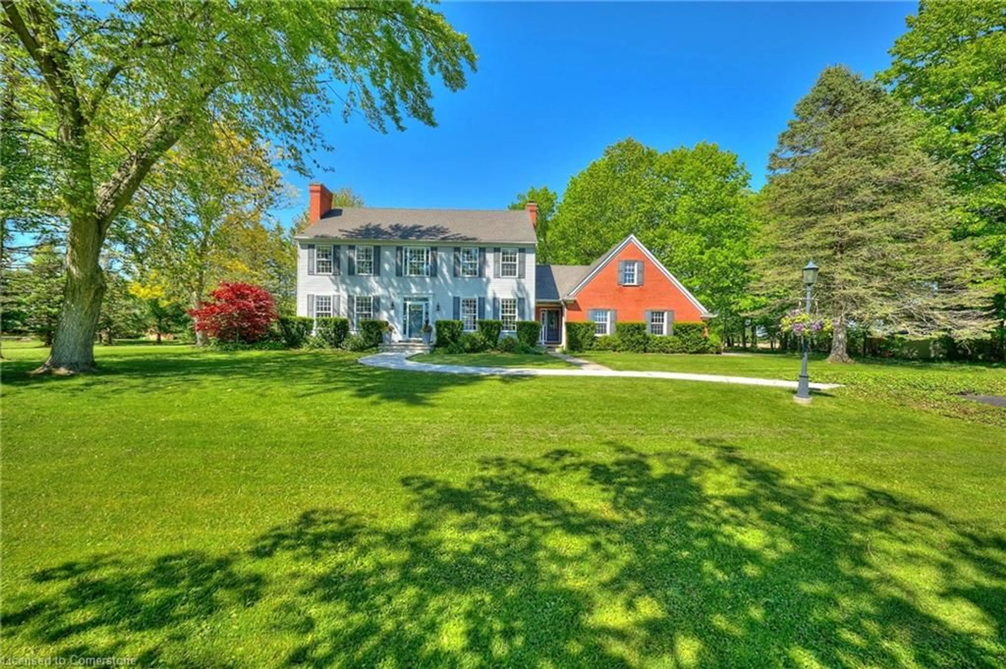 A pic from outside/outdoor area/front of a property/back of a property/a pic from drone, street for 1408 Bird Rd, Dunnville Ontario N1A 2W2