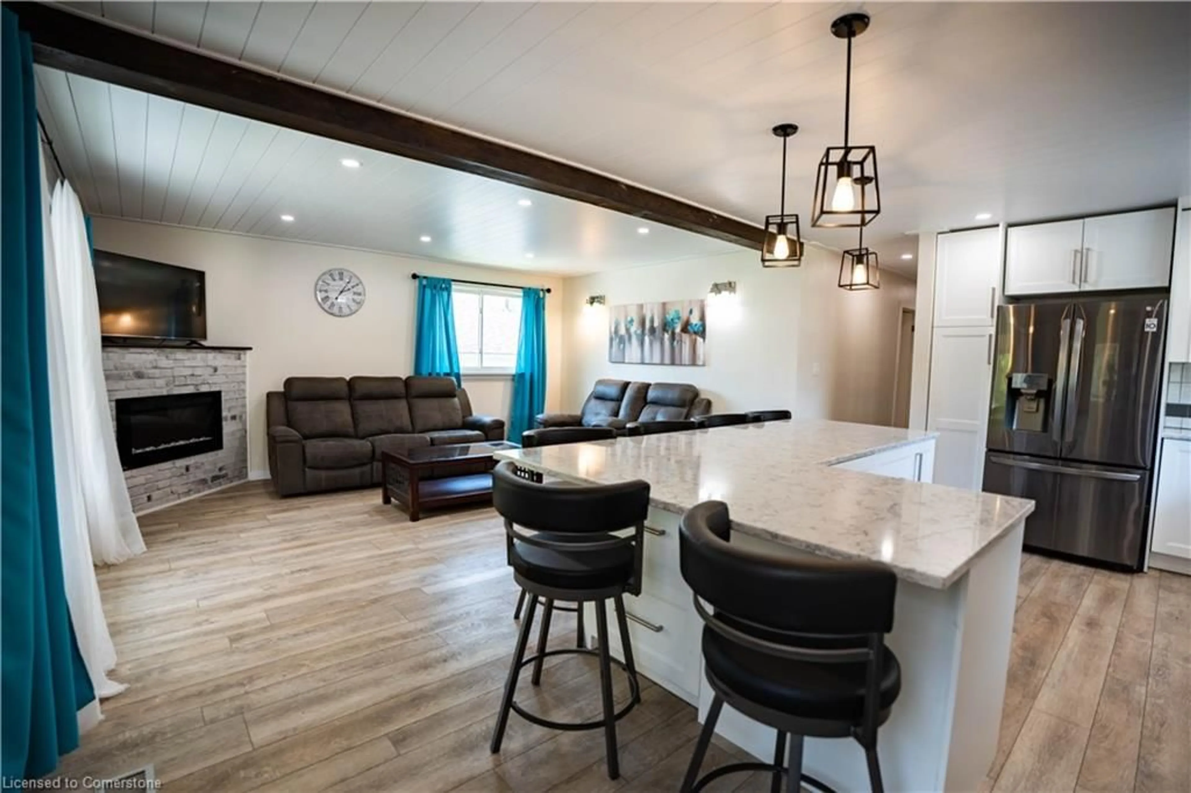 Open concept kitchen, unknown for 271 South Dr, Simcoe Ontario N3Y 1G9