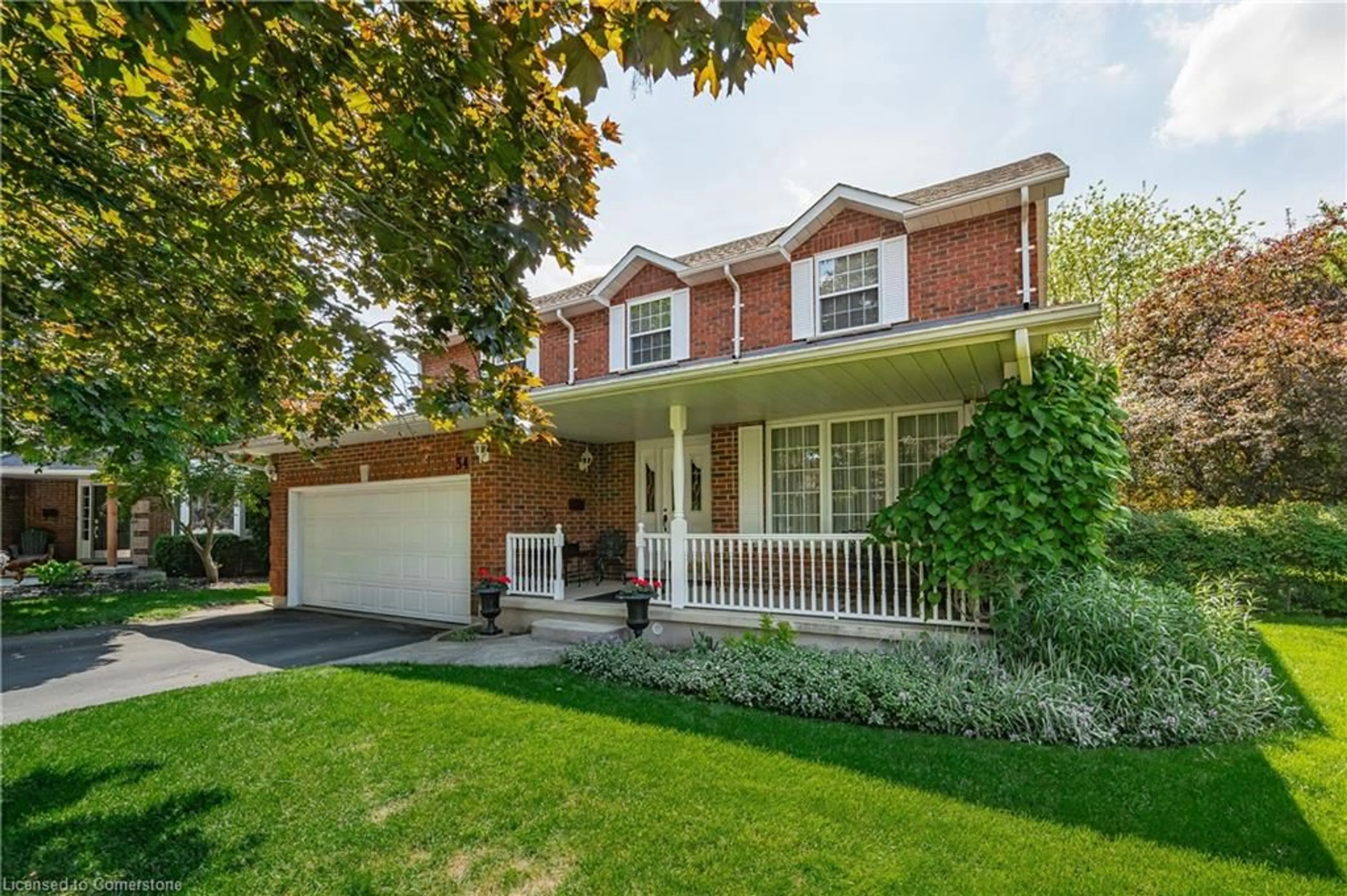 Home with brick exterior material, street for 34 Gowinlock Crt, Cambridge Ontario N1T 1N2