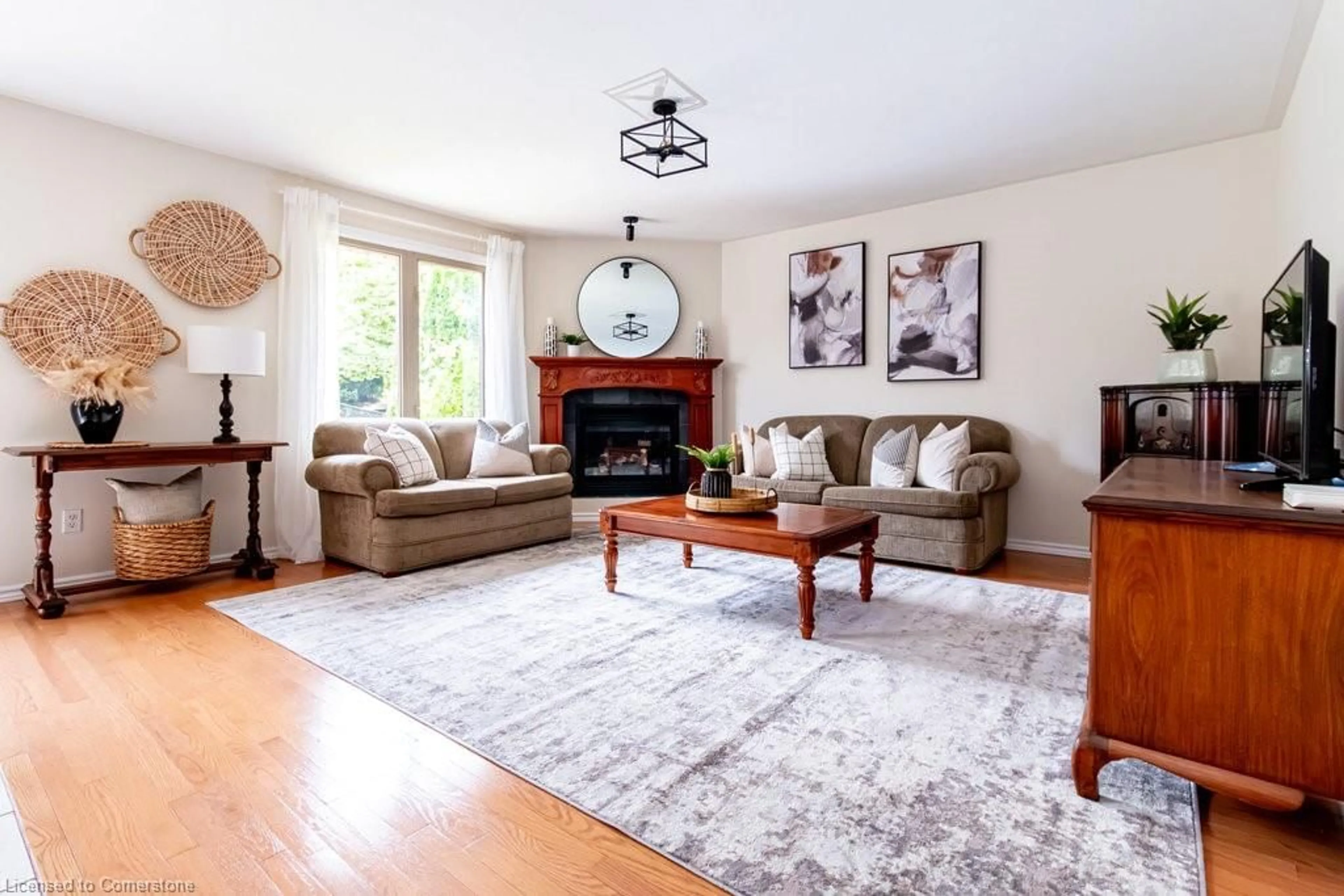 Living room with furniture, unknown for 66 Hanlon Pl, Paris Ontario N3L 4C2