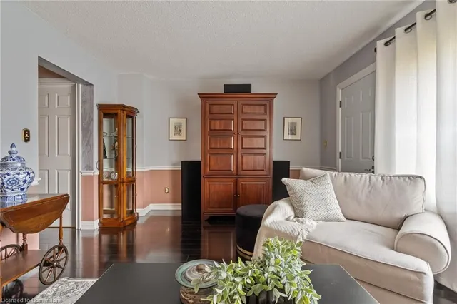 Additional property image - 299 Limeridge Rd Unit 20