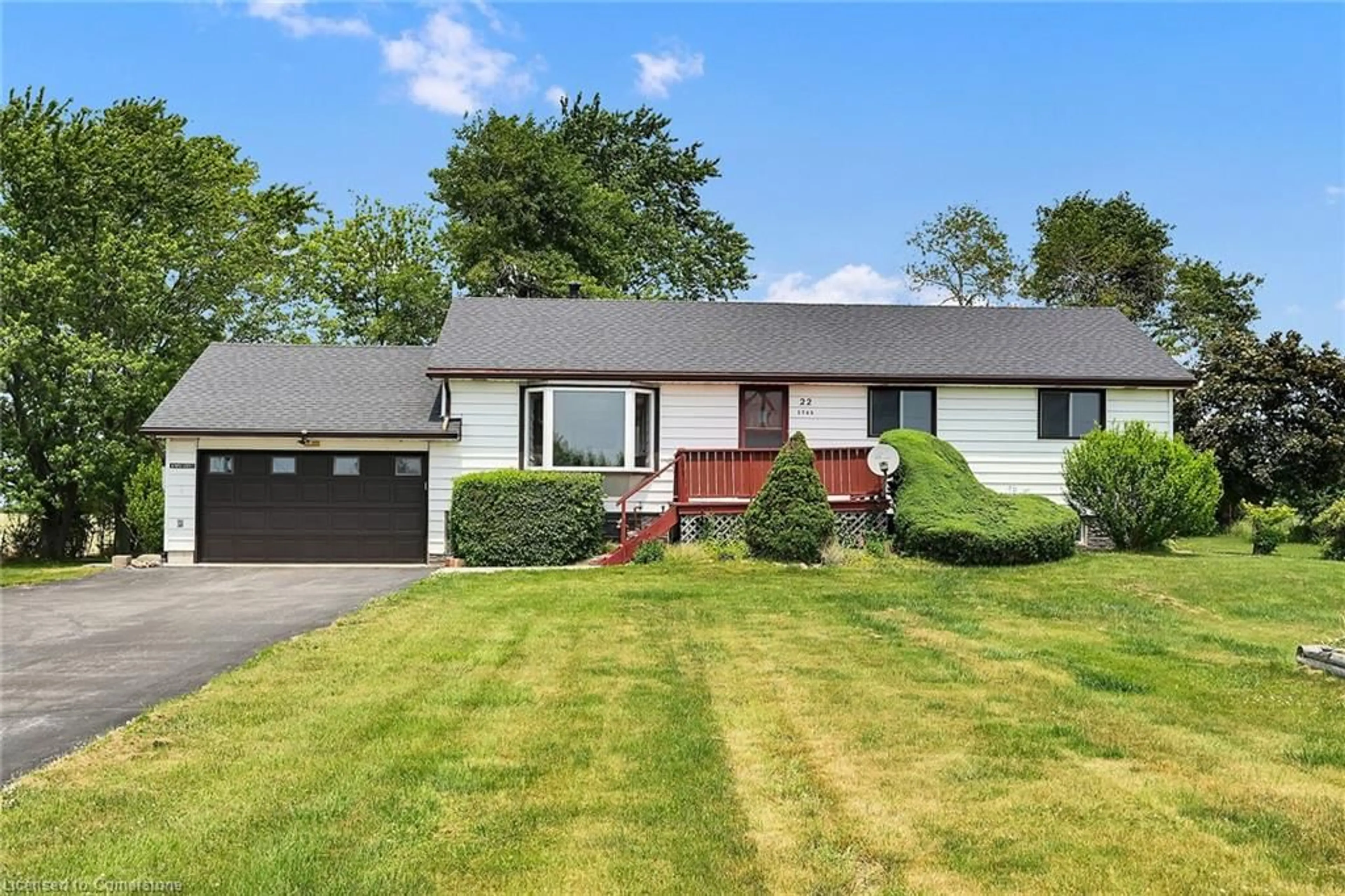 Home with vinyl exterior material, street for 1745 Conc 3 Walpole Rd, Selkirk Ontario N0A 1P0