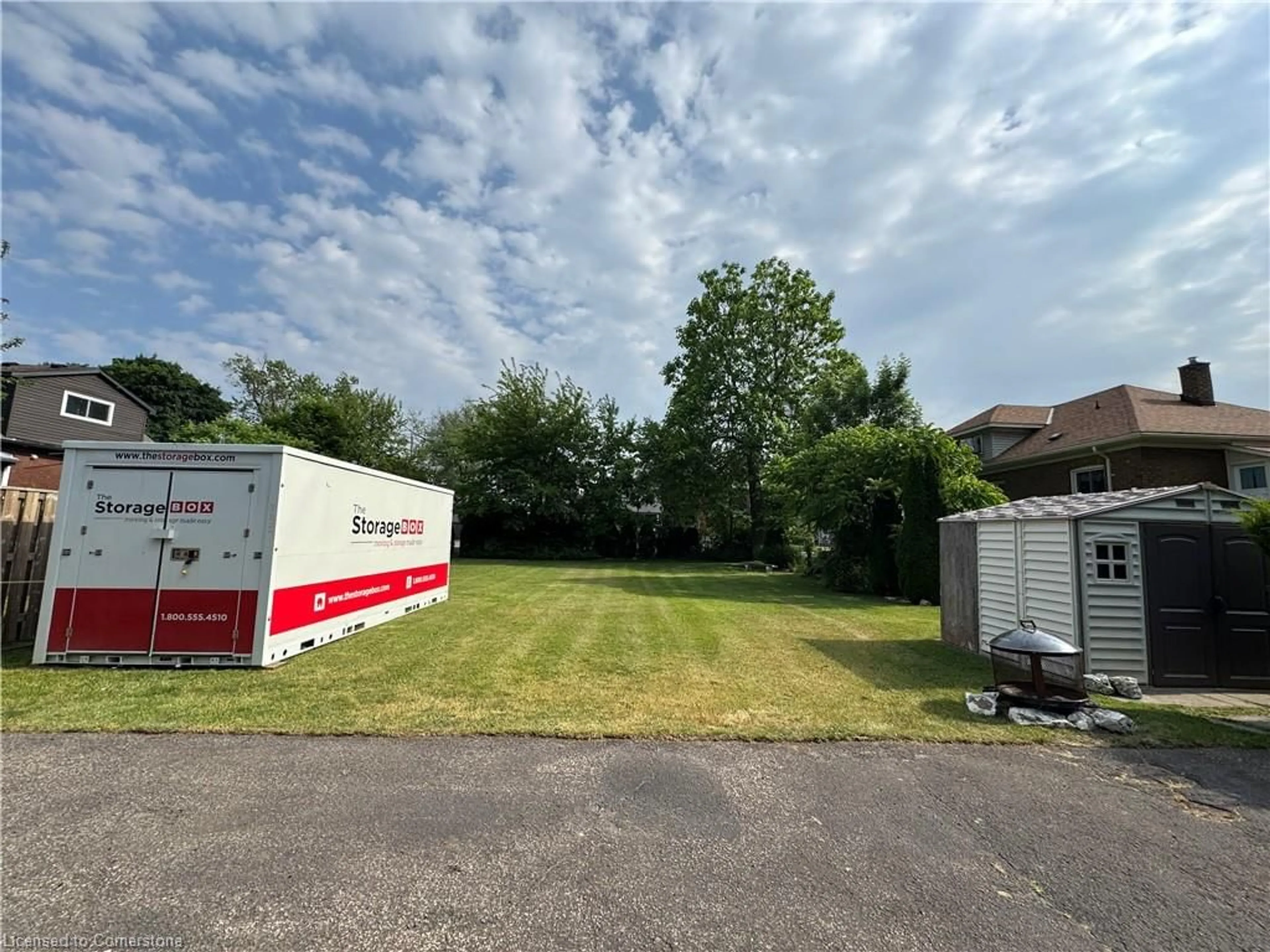 A pic from outside/outdoor area/front of a property/back of a property/a pic from drone, unknown for LOT 120 Bridge St, Niagara Falls Ontario L2E 2T5