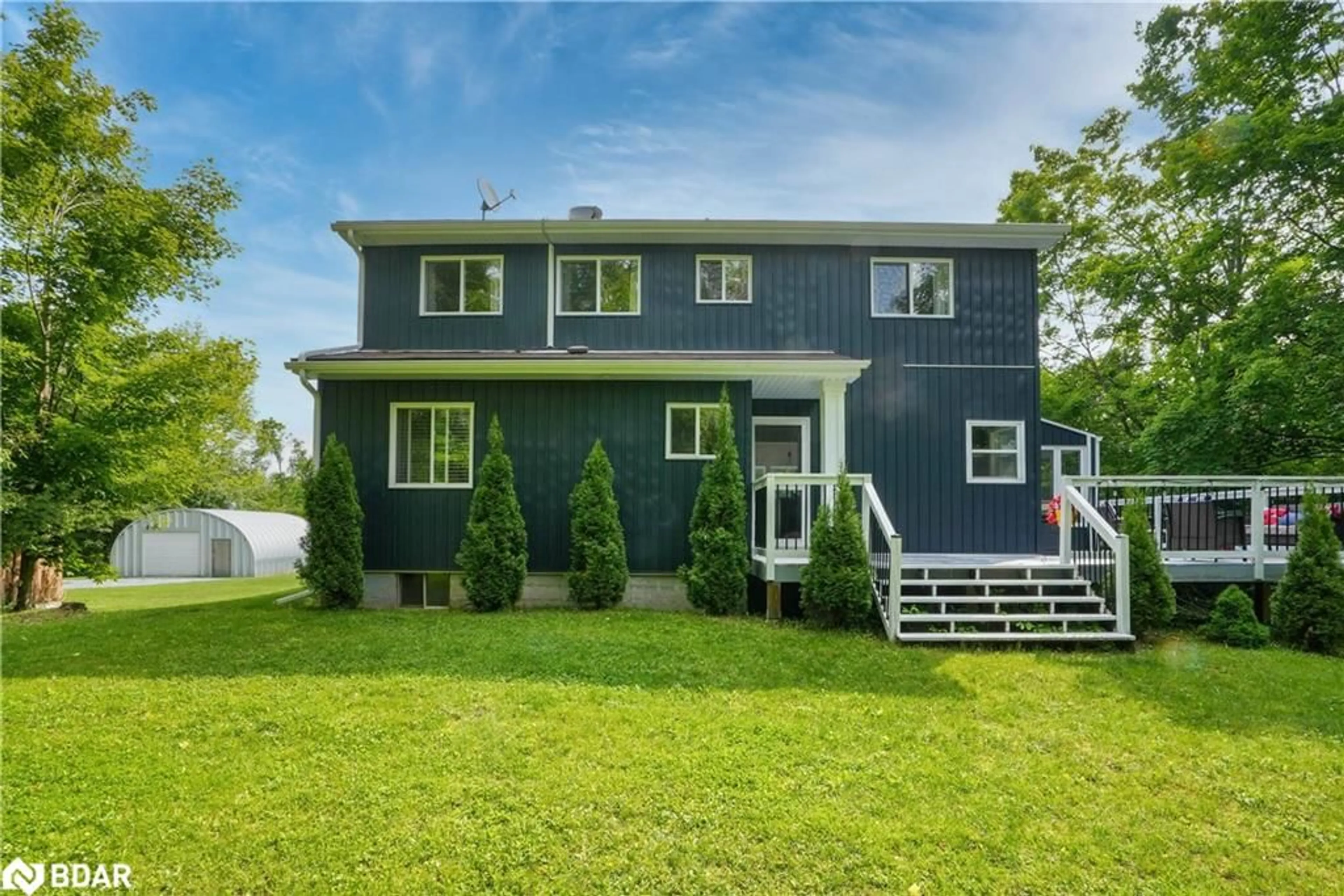 Home with vinyl exterior material, street for 6029 Line 6 North, Victoria Harbour Ontario L0K 2A0