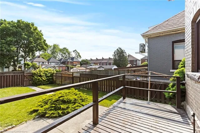 Additional property image - 441 King William St
