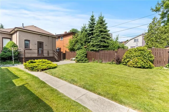Additional property image - 441 King William St