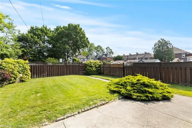 Additional property image - 441 King William St